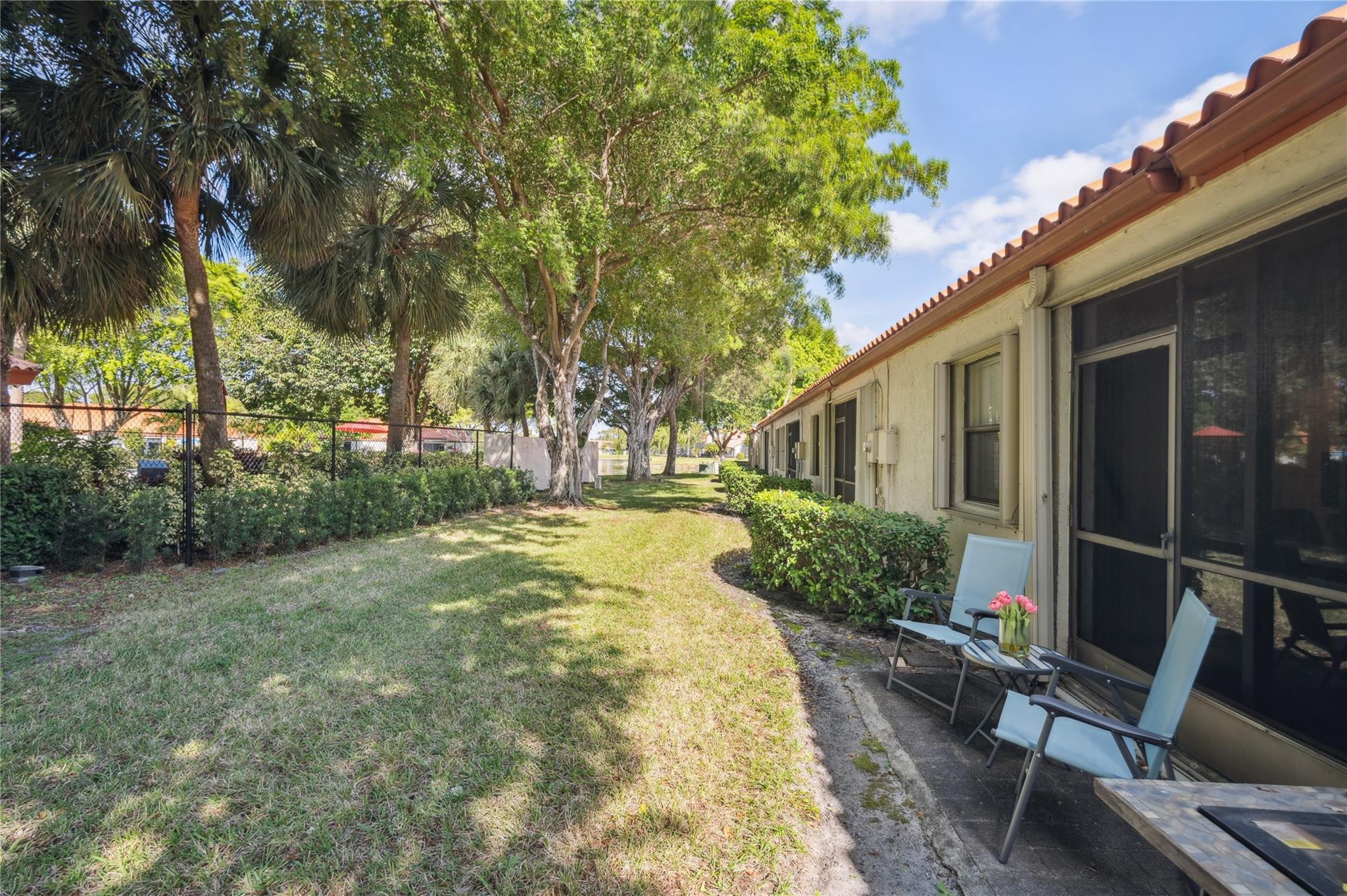 INDEPENDENCE BAY - Residential