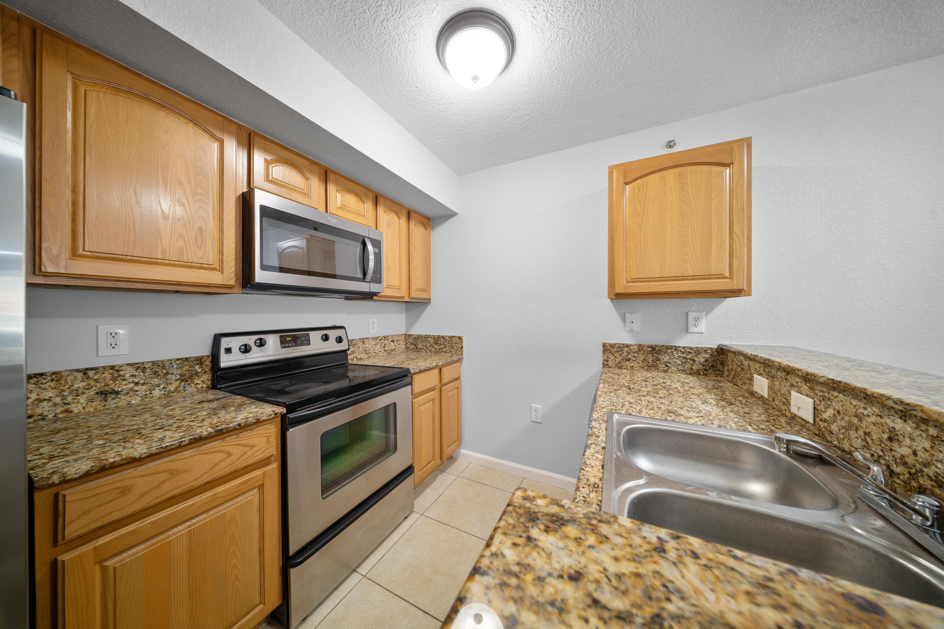 THE CLUB AT ST LUCIE WEST, A CONDOMINIUM - Residential