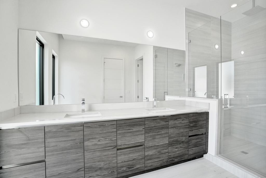 SILVER SHORES SEC OF LAUDERDALE - Residential