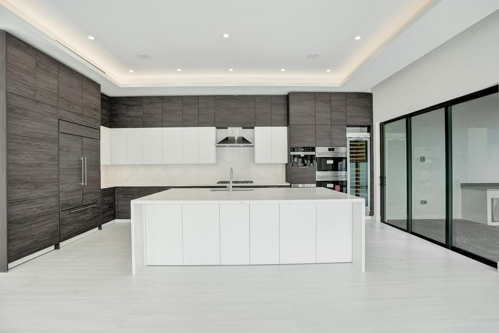 SILVER SHORES SEC OF LAUDERDALE - Residential