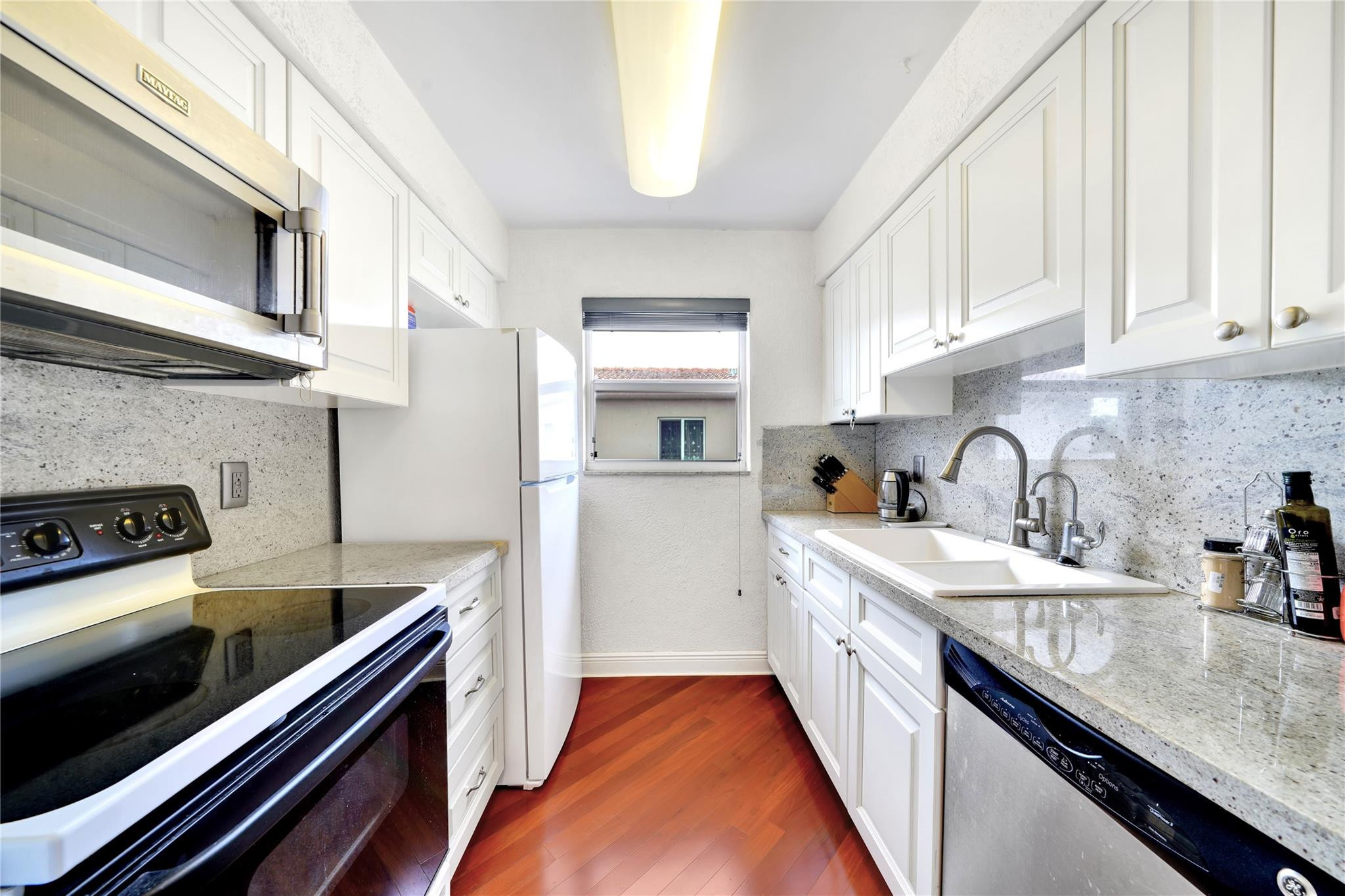 PARK RIDGE NORTH APTS CONDO - Residential