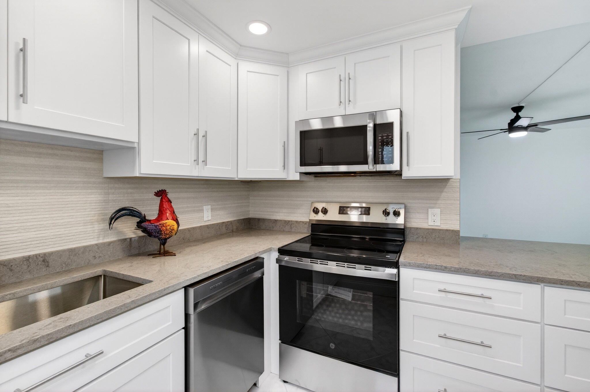 KINGS POINT - Residential