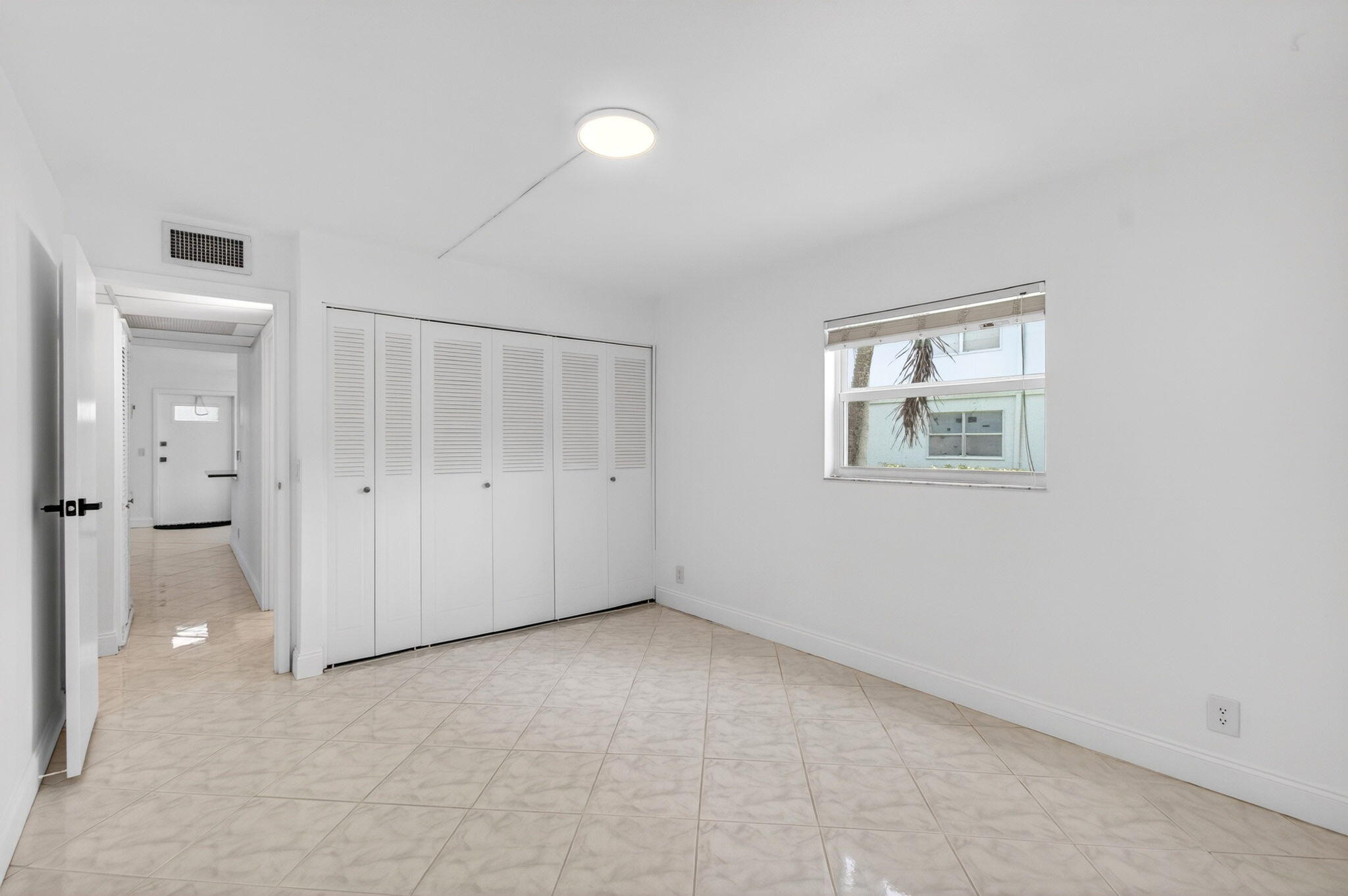 KINGS POINT - Residential