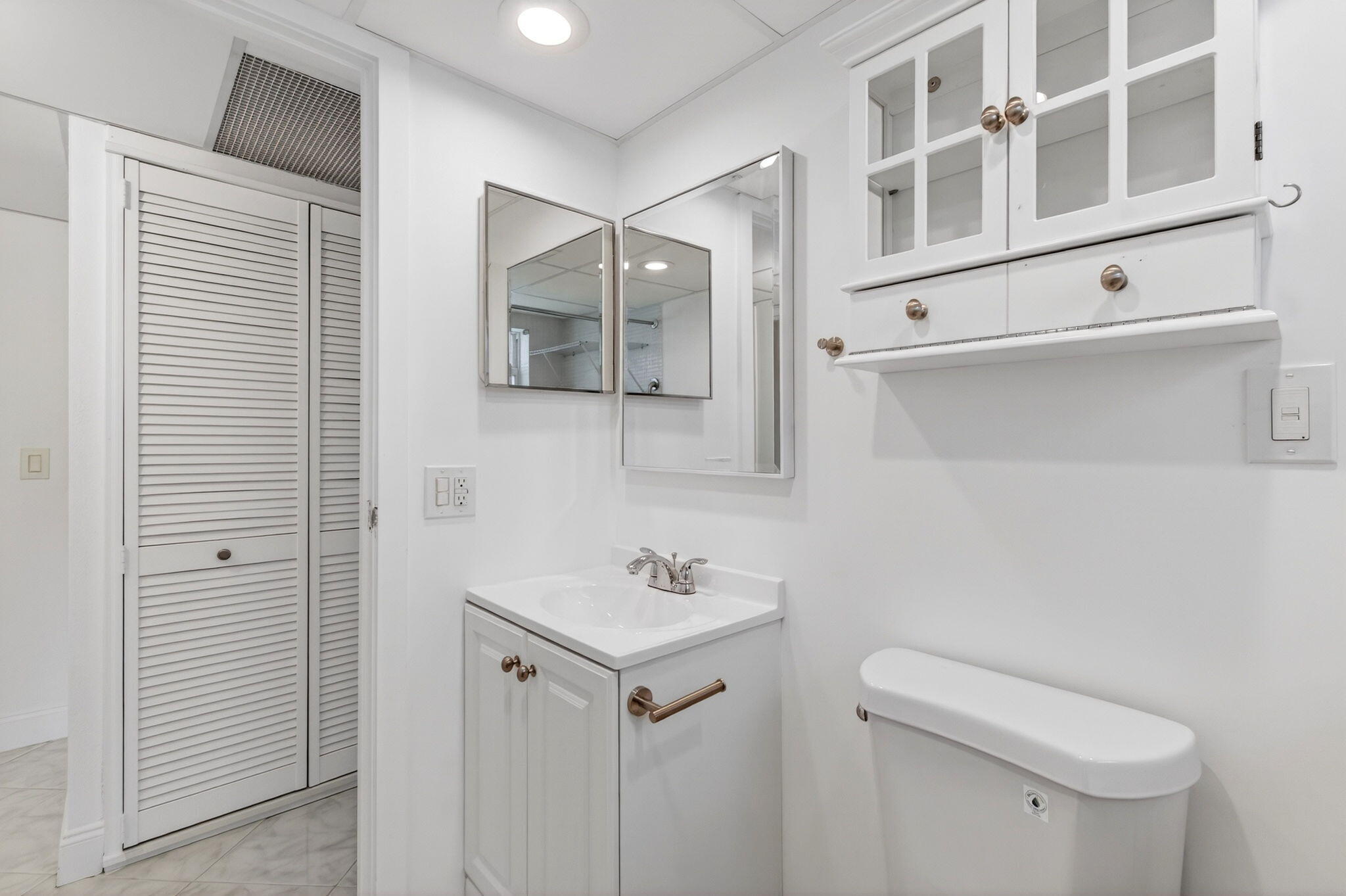 KINGS POINT - Residential