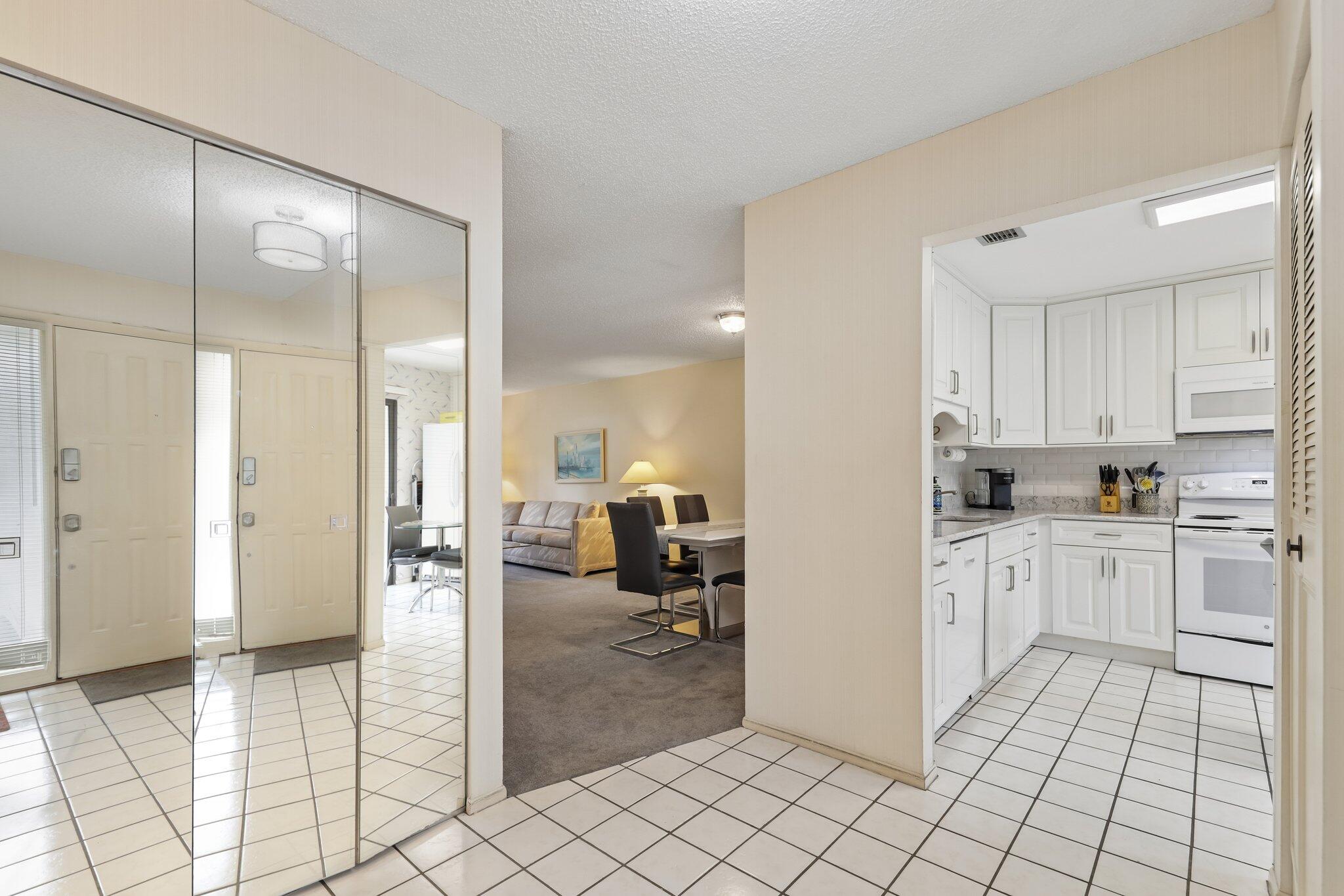 STRATHMORE GATE I UNIT TWO - Residential