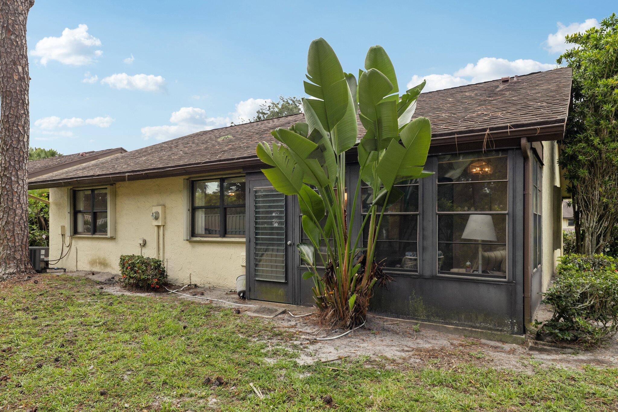 STRATHMORE GATE I UNIT TWO - Residential