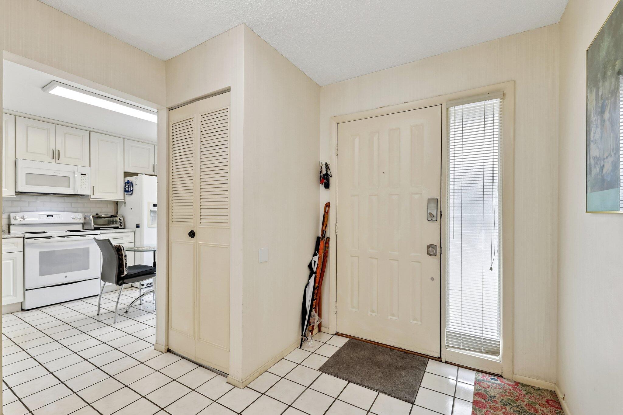 STRATHMORE GATE I UNIT TWO - Residential
