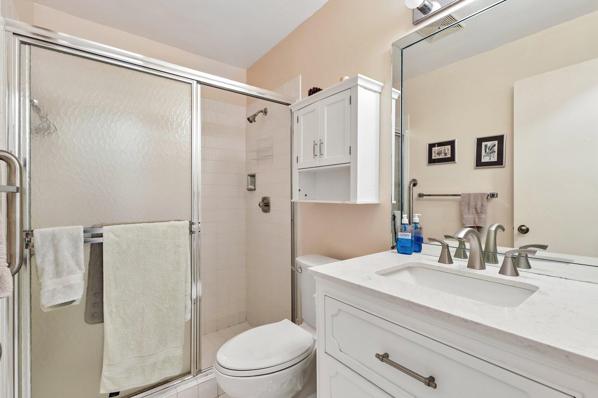 STRATHMORE GATE I UNIT TWO - Residential
