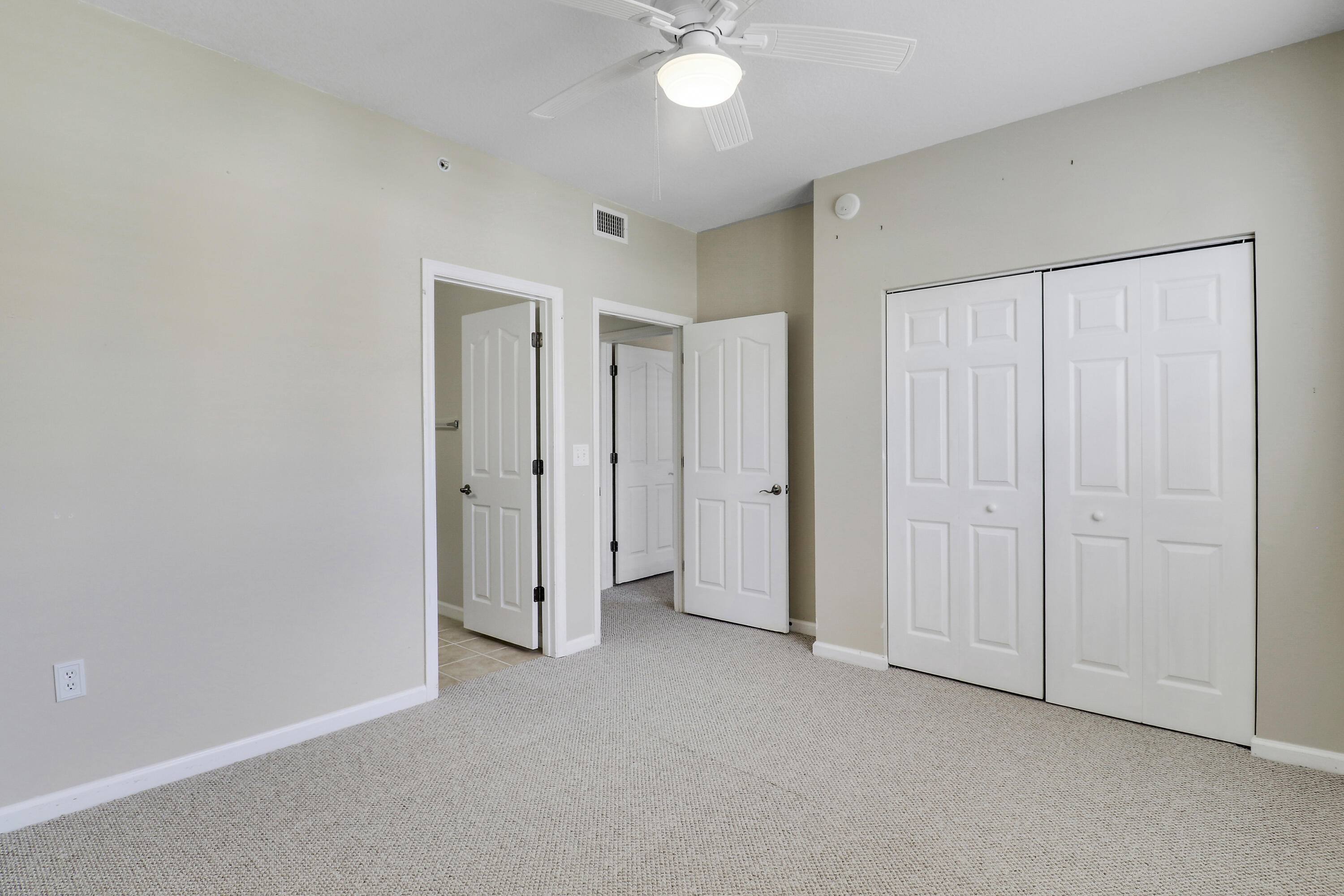 SOMERSET AT ABACOA CONDO - Residential