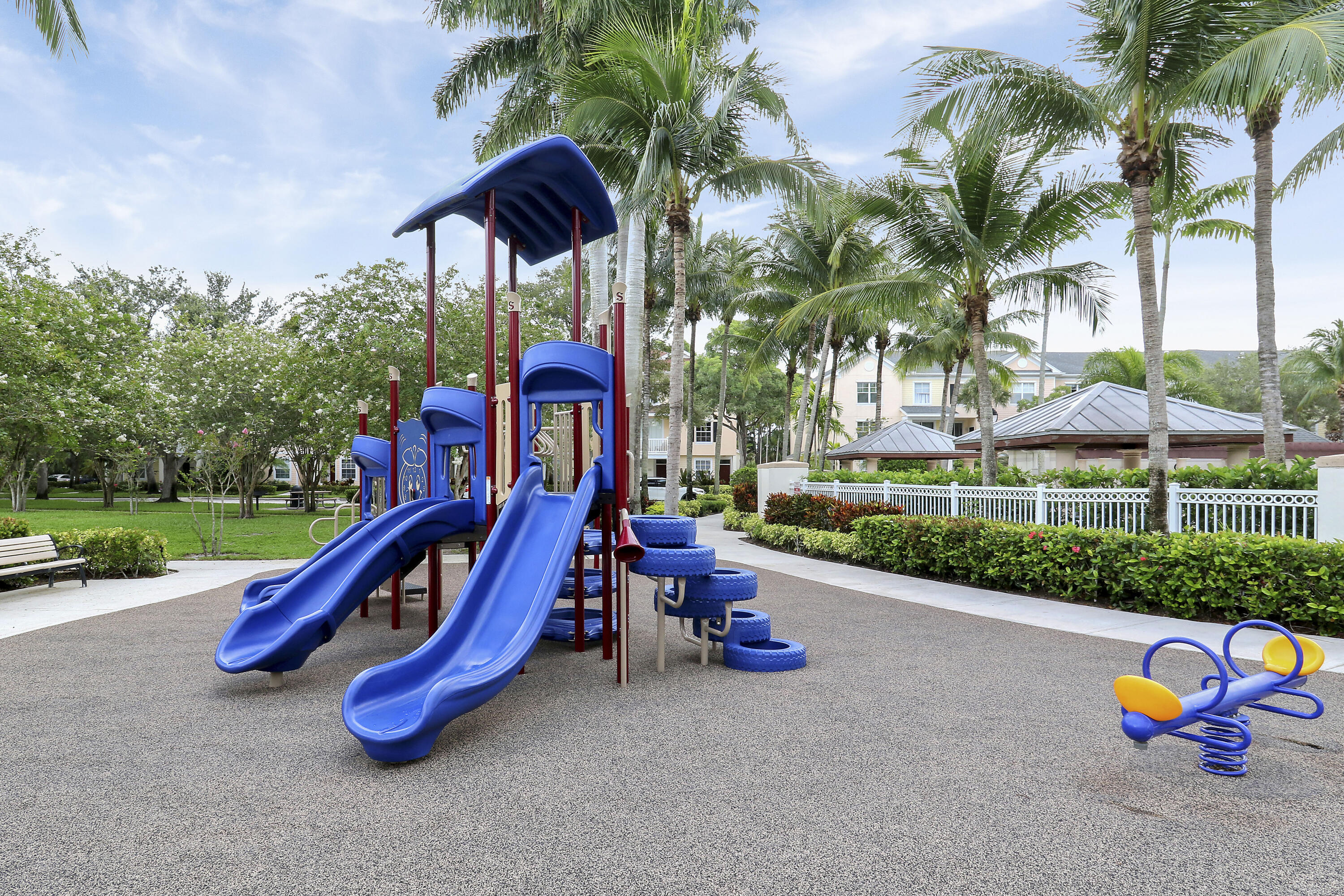 SOMERSET AT ABACOA CONDO - Residential