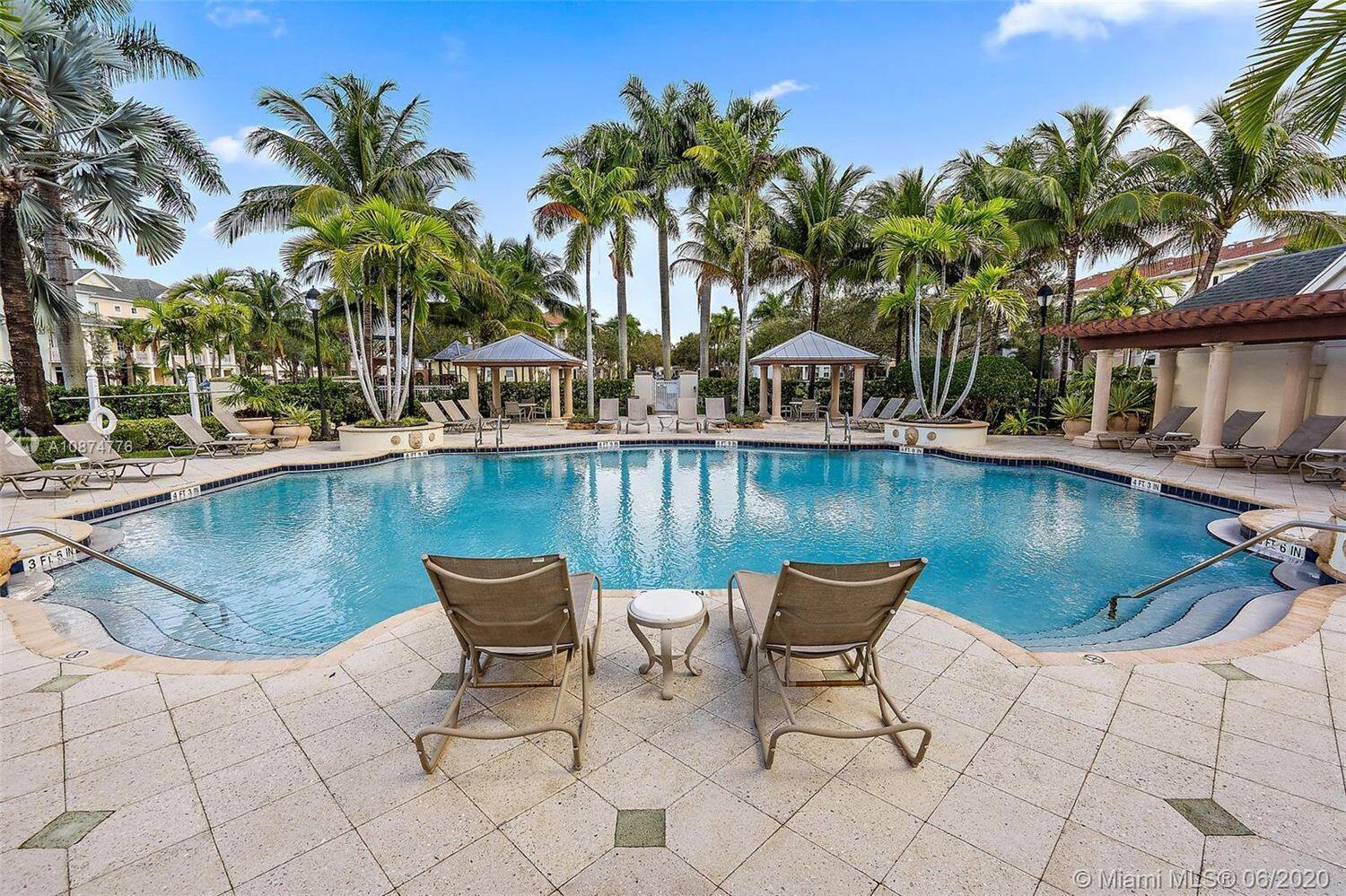 SOMERSET AT ABACOA CONDO - Residential