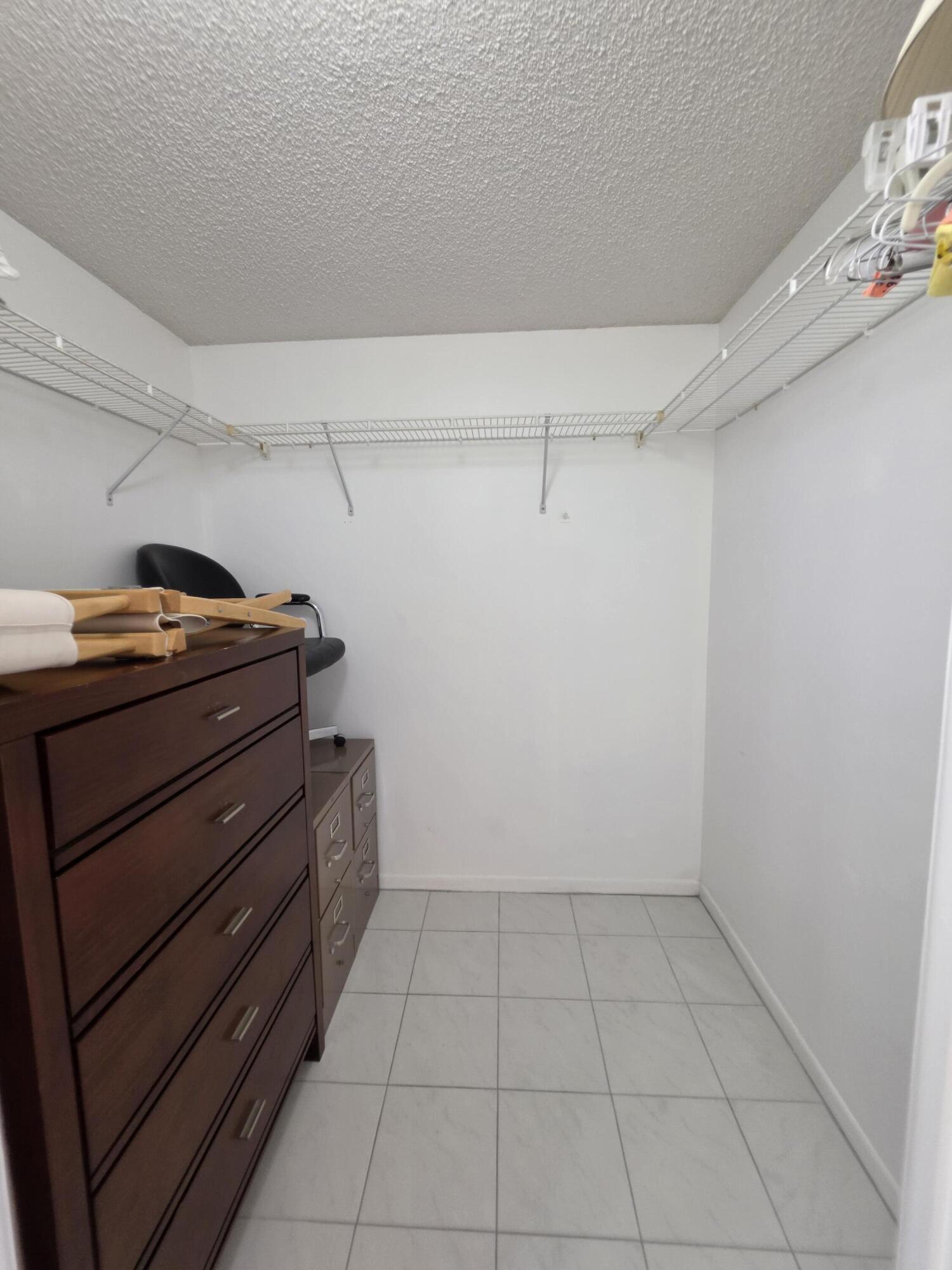 BELFORT CONDOMINIUM E - Residential