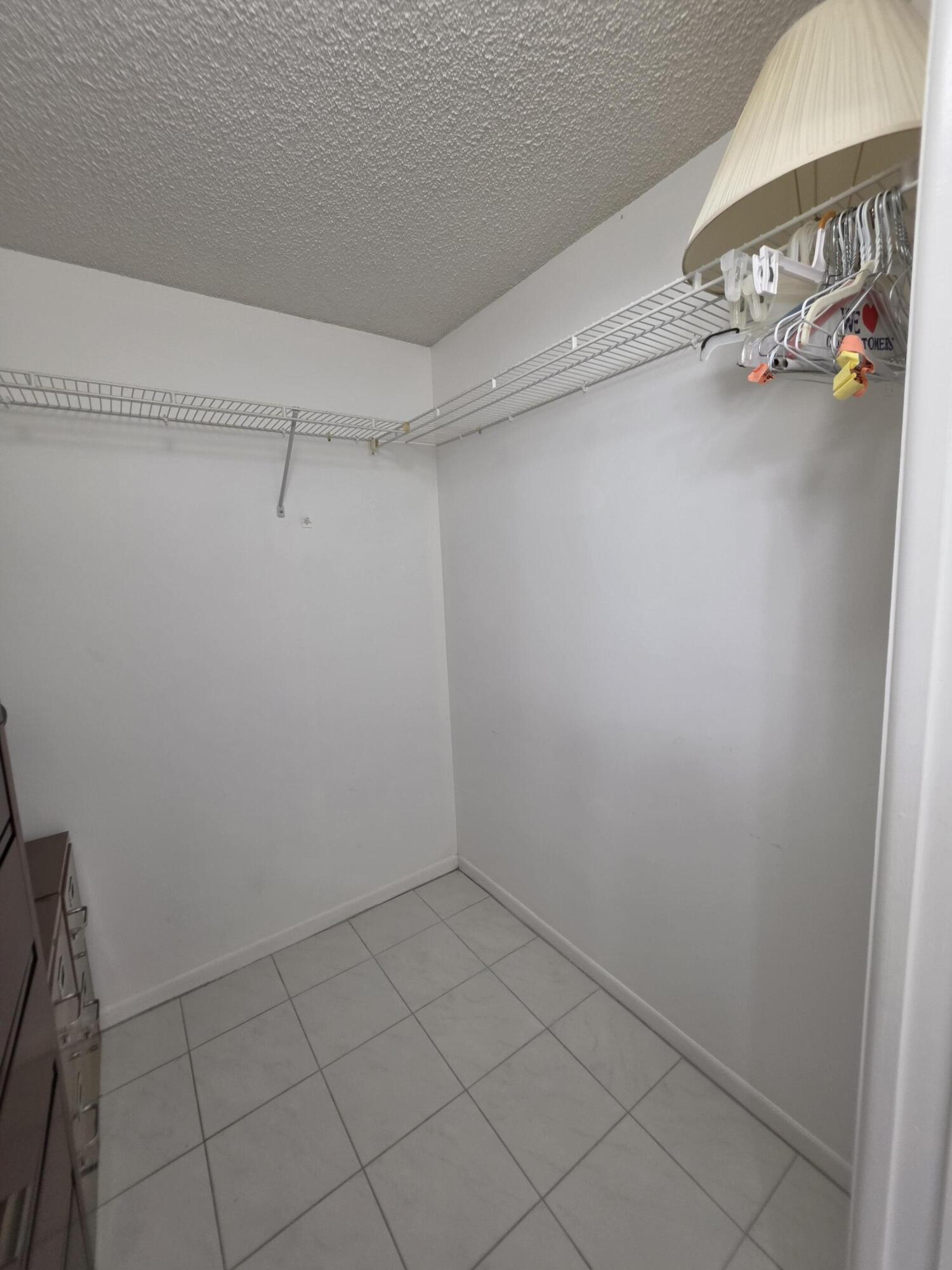 BELFORT CONDOMINIUM E - Residential