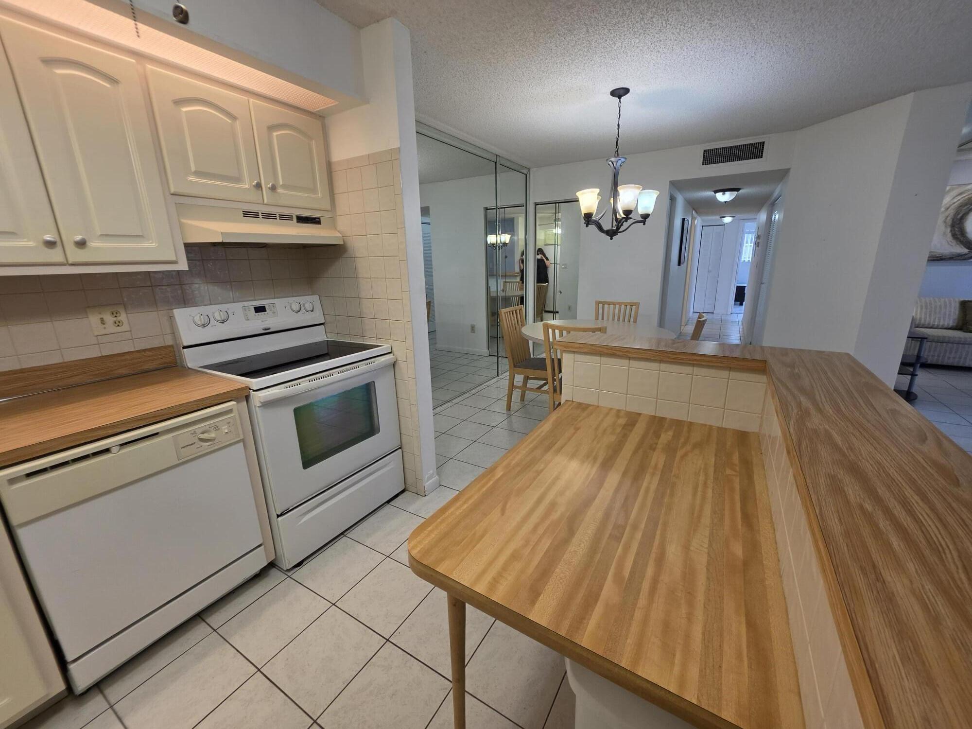 BELFORT CONDOMINIUM E - Residential