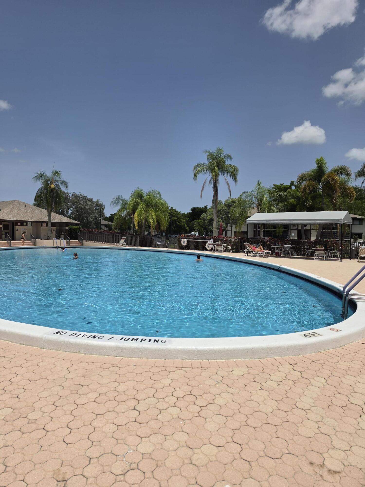 BELFORT CONDOMINIUM E - Residential
