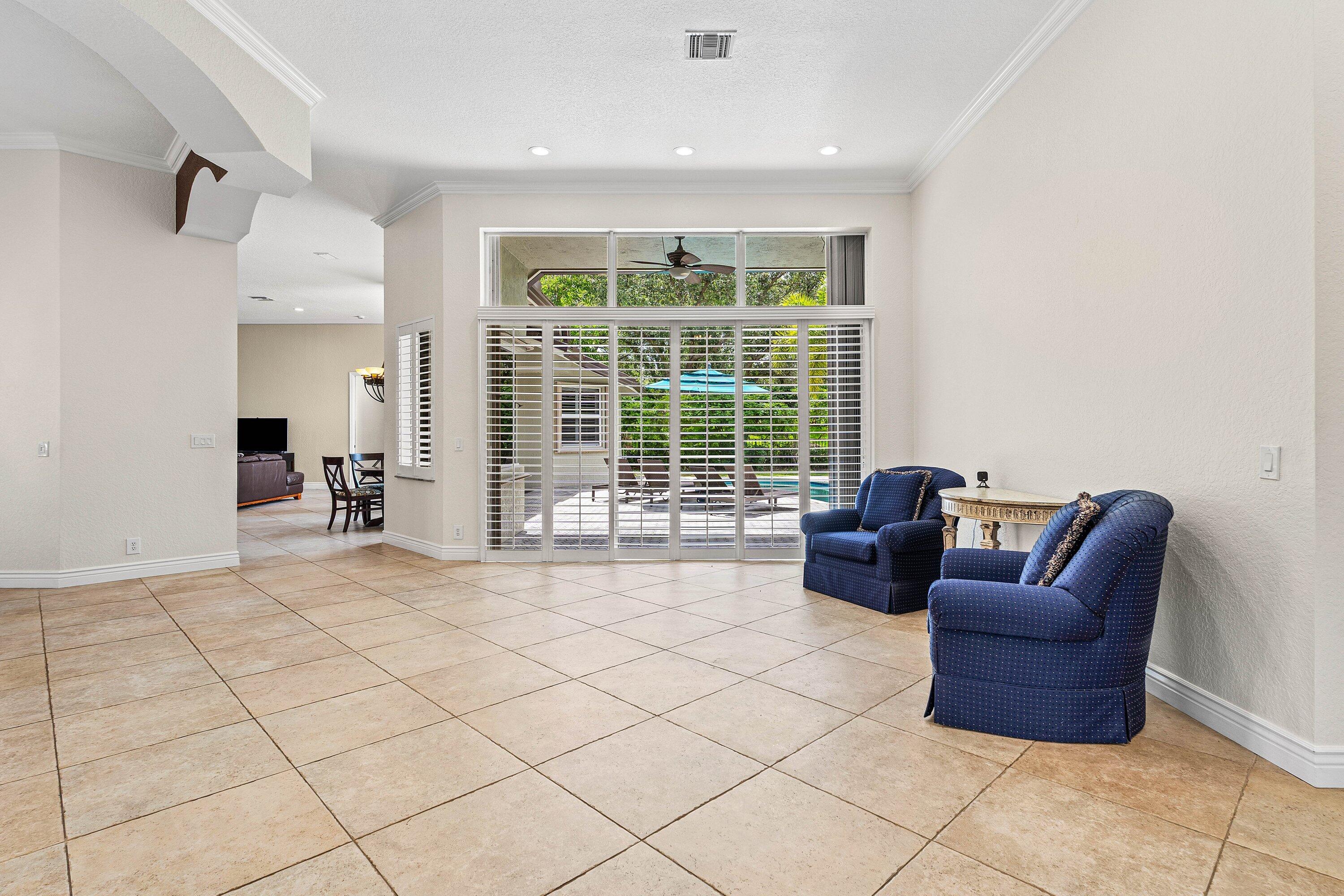 FOX RIDGE - Residential