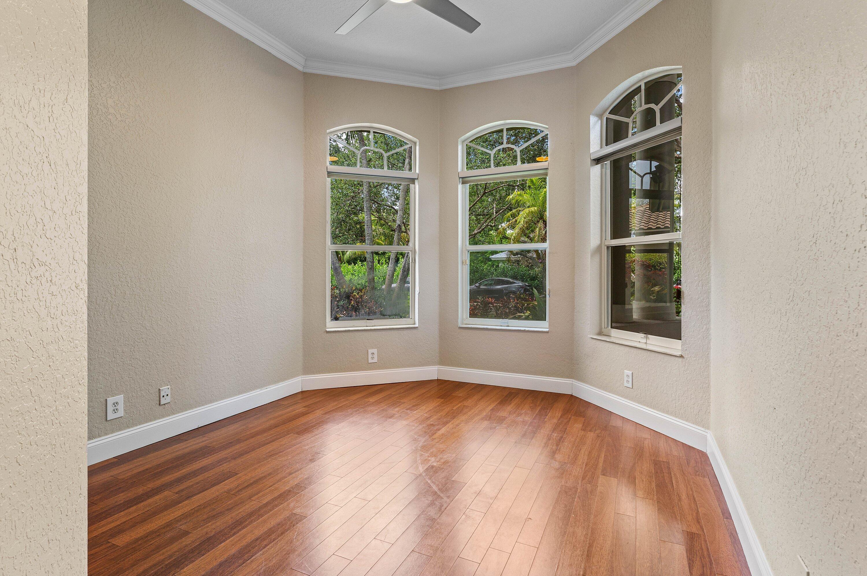 FOX RIDGE - Residential