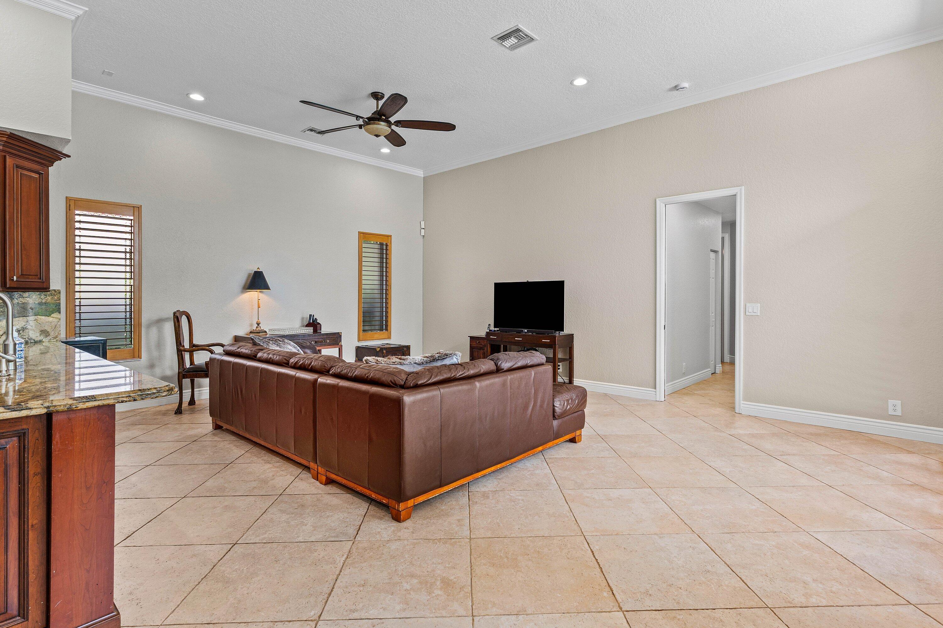 FOX RIDGE - Residential
