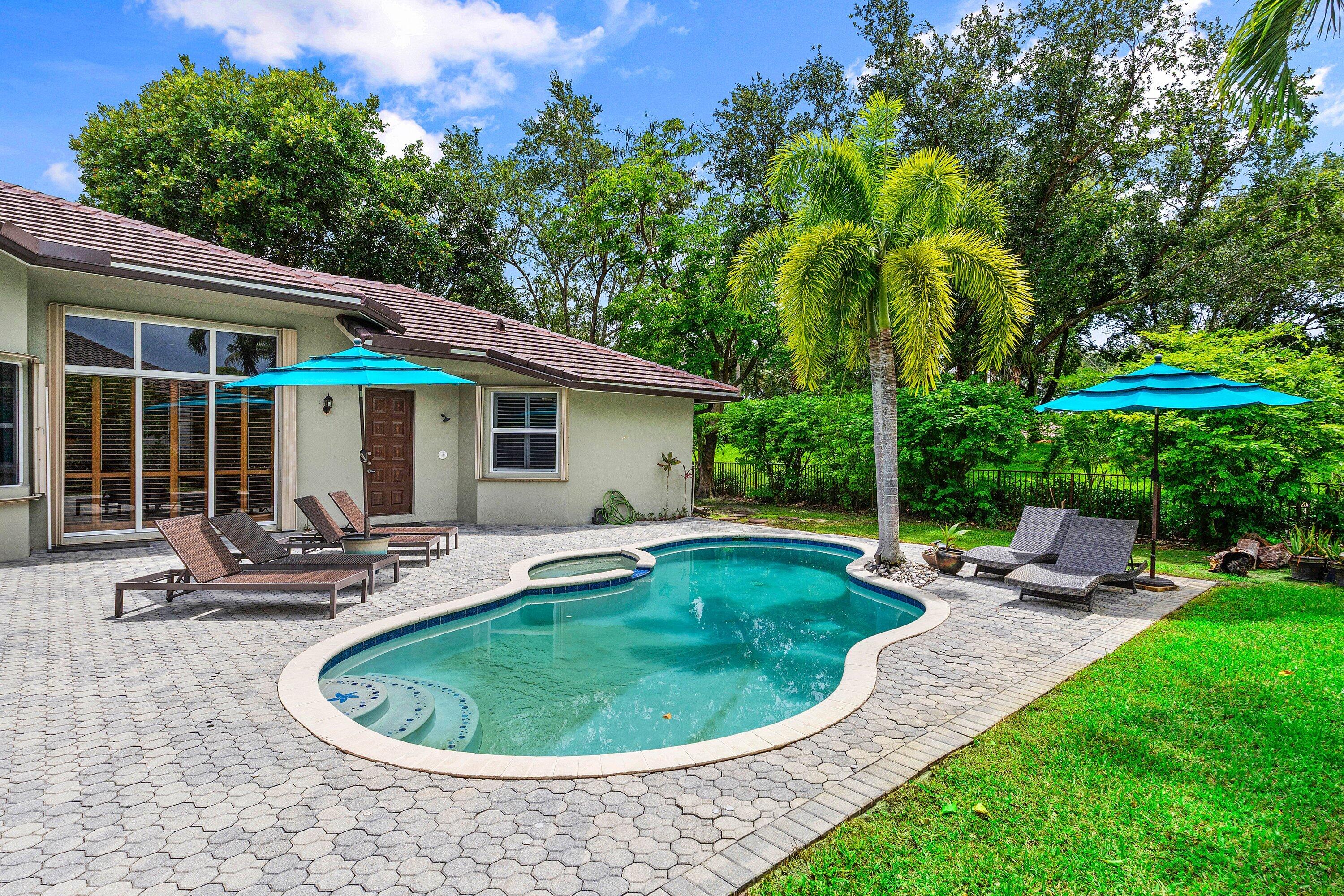 FOX RIDGE - Residential