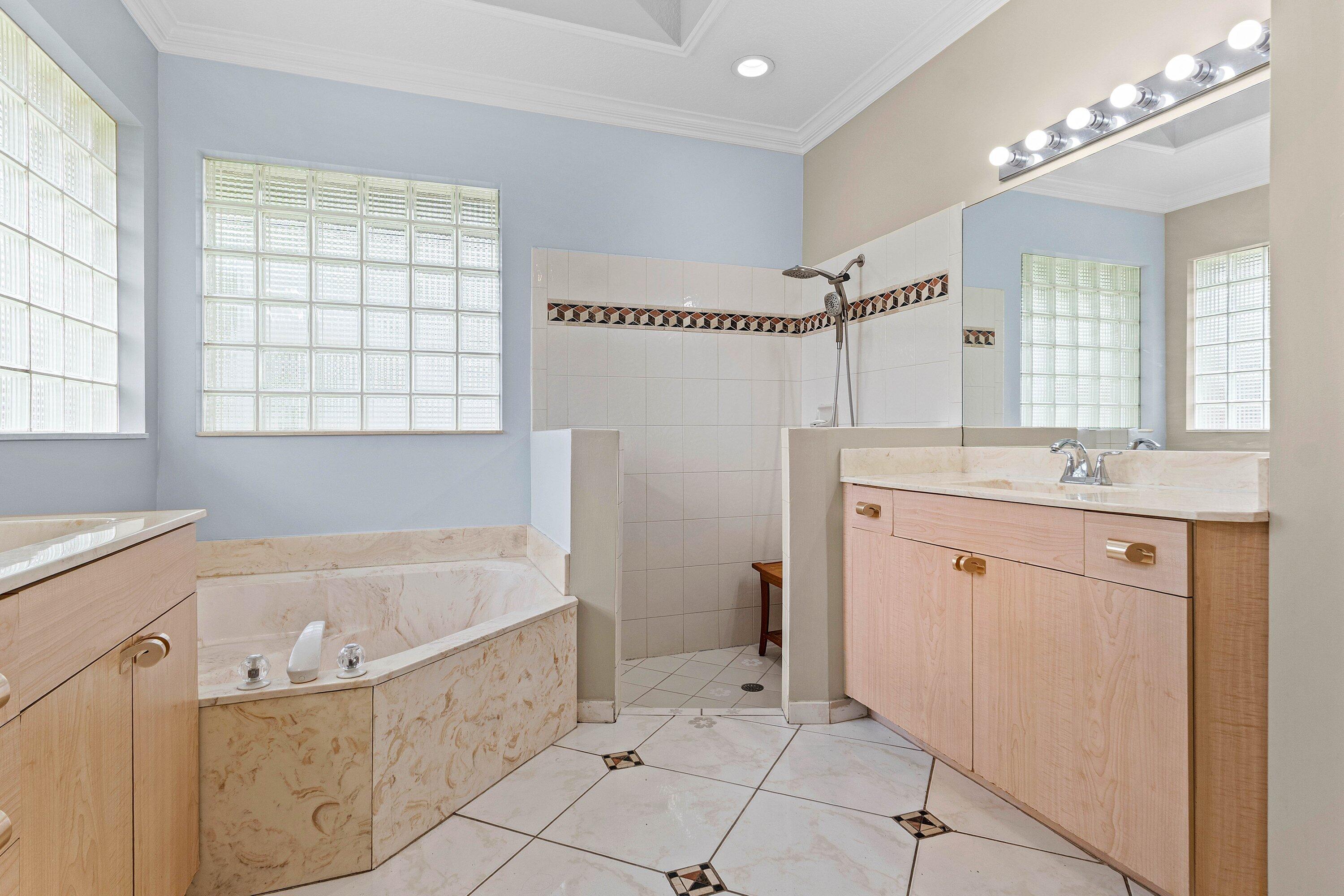 FOX RIDGE - Residential