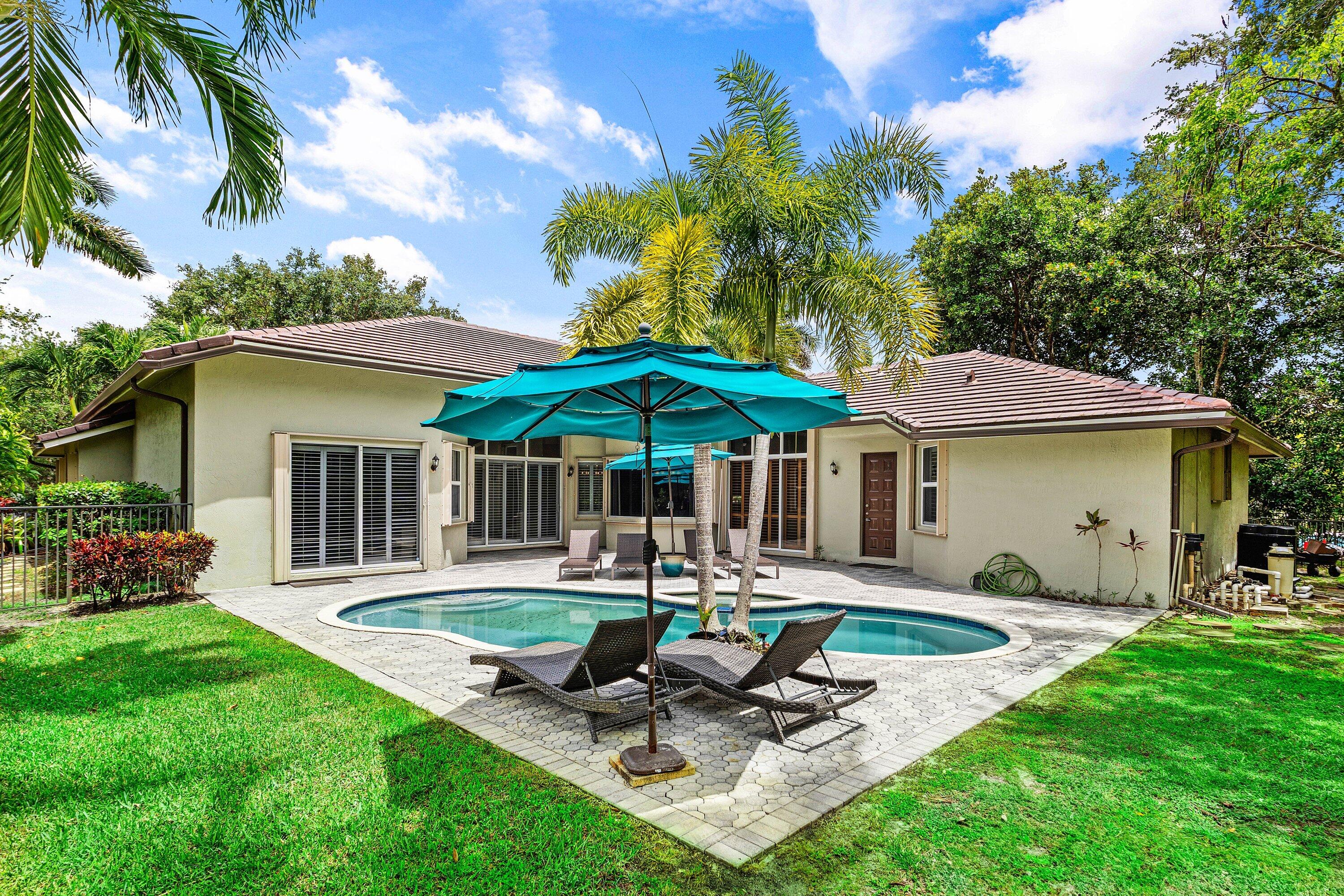 FOX RIDGE - Residential