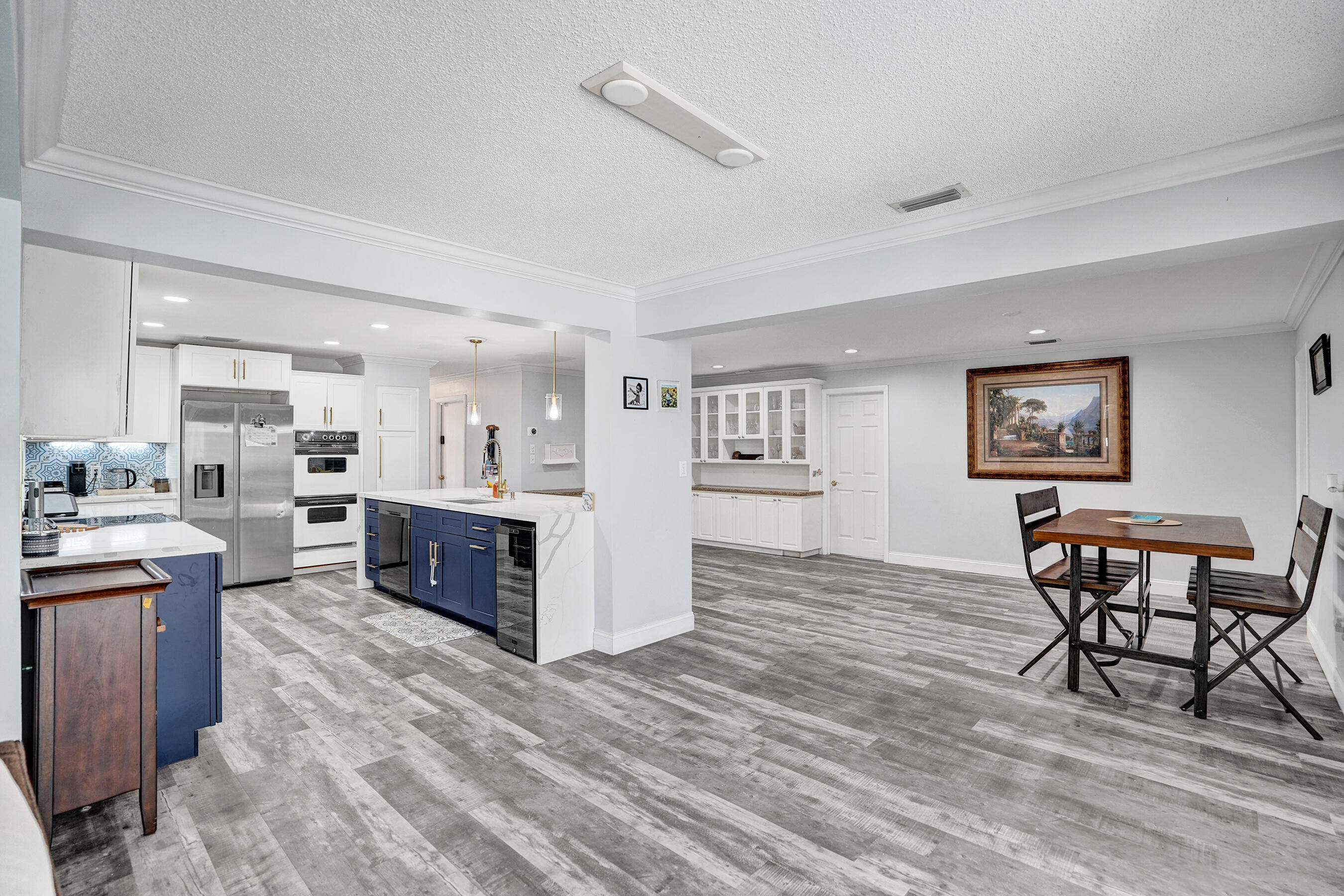 RAMBLEWOOD - Residential