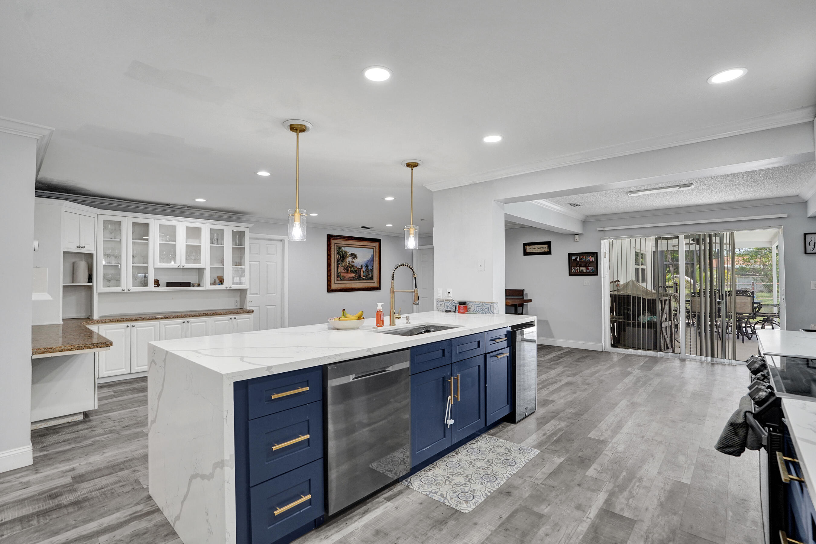 RAMBLEWOOD - Residential