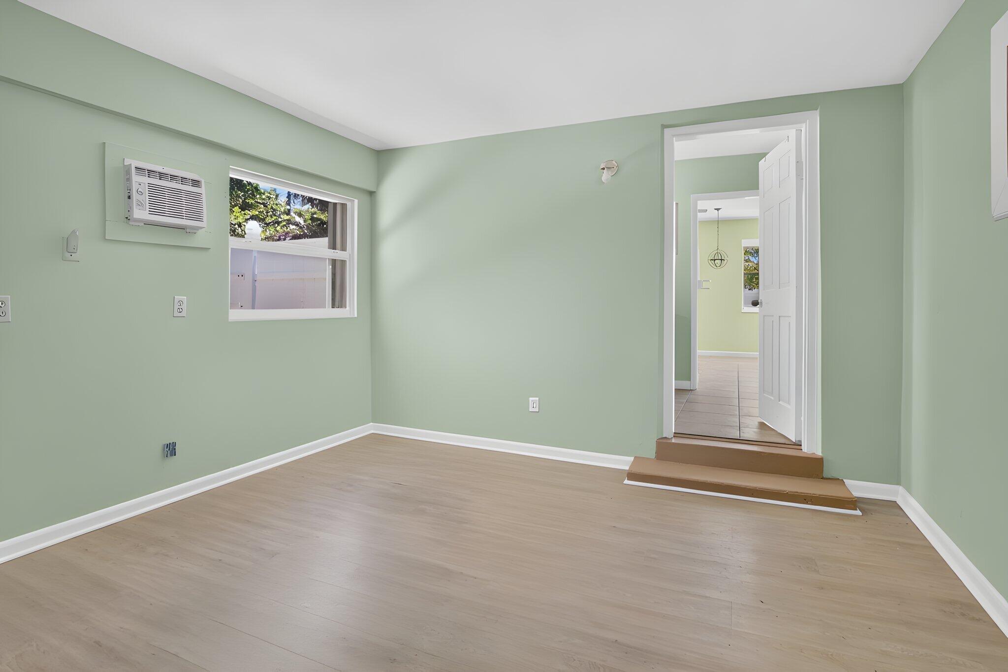WINFIELD PARK UNIT 1 - Residential
