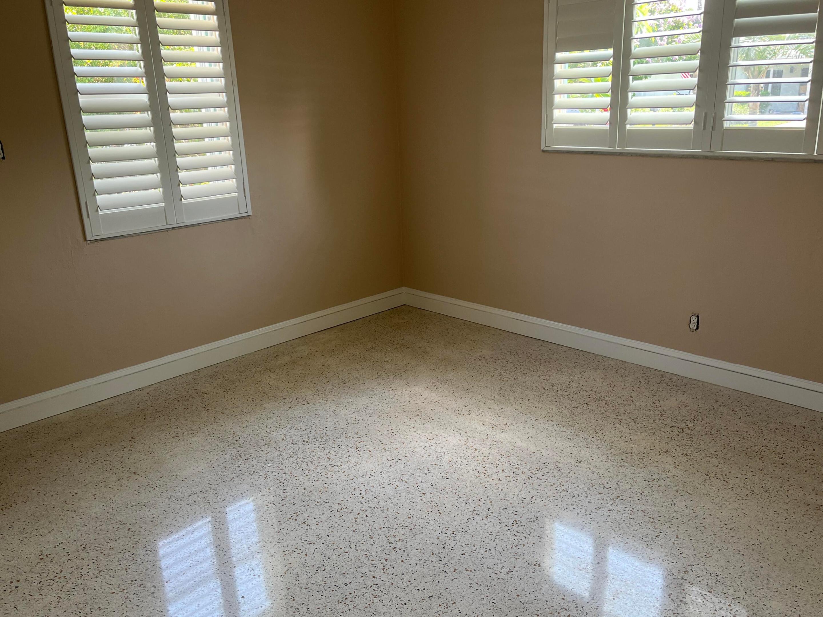 WINFIELD PARK UNIT 1 - Residential