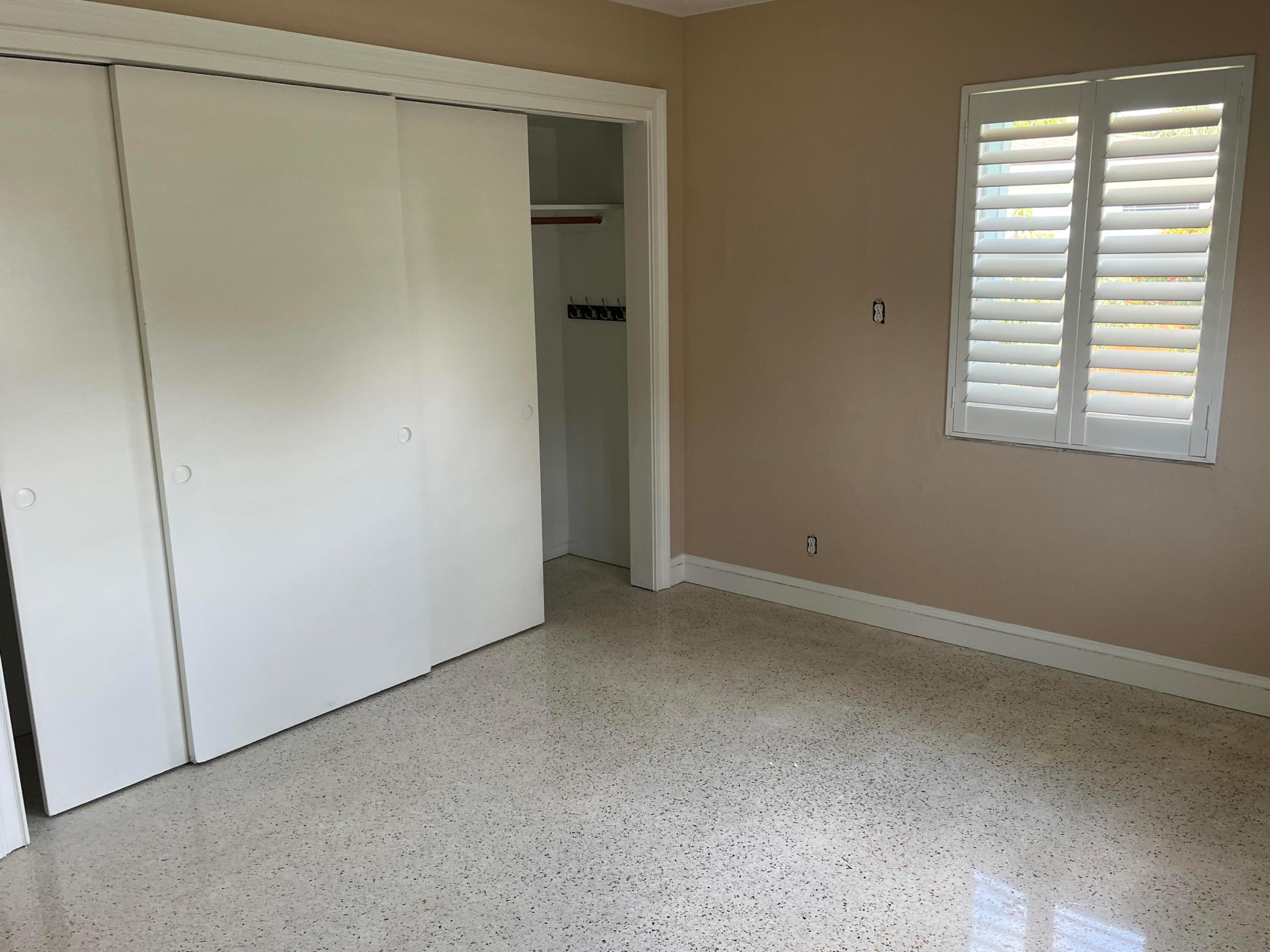 WINFIELD PARK UNIT 1 - Residential