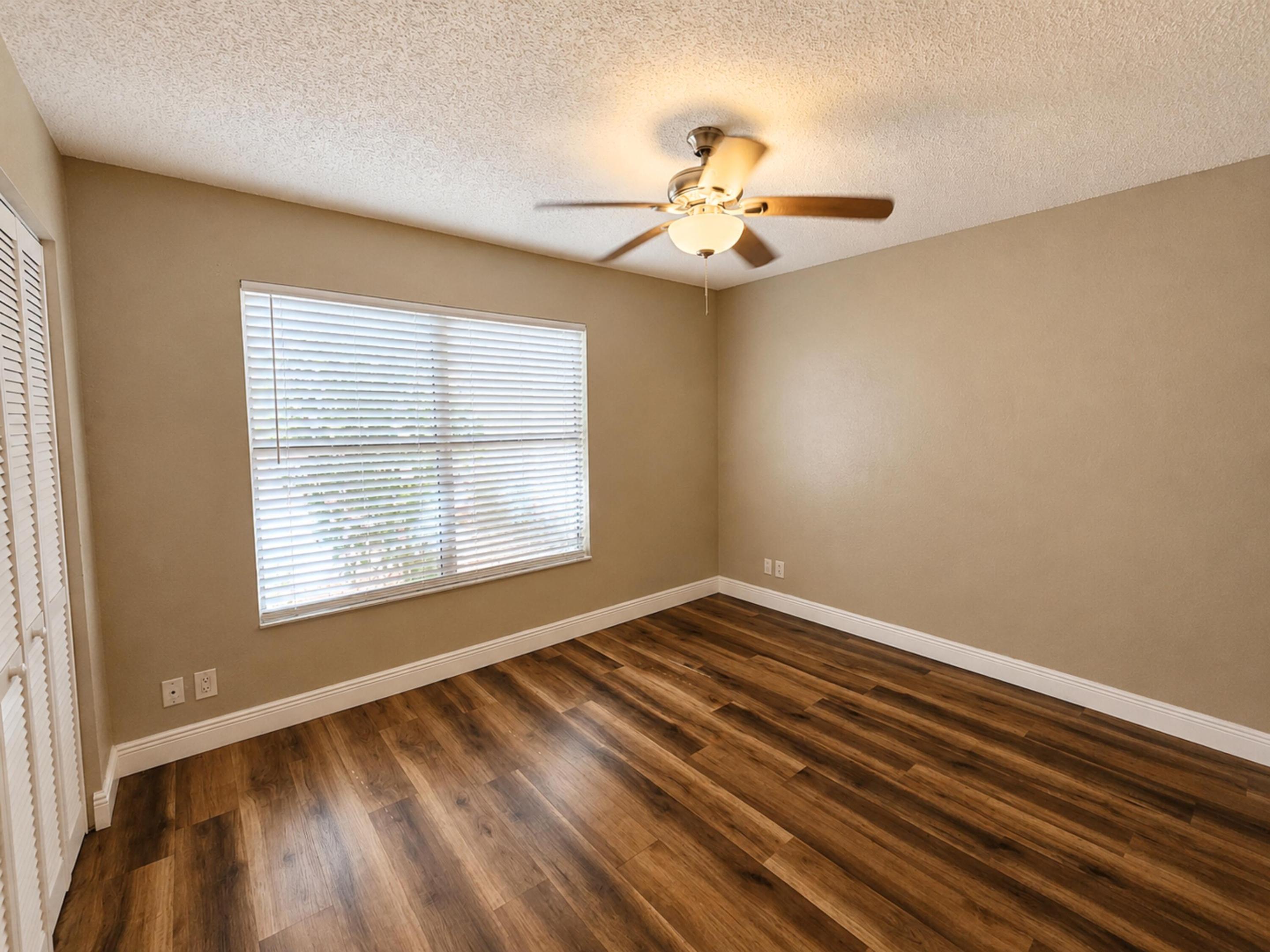 PALM BEACH PLACE CONDO - Residential Lease