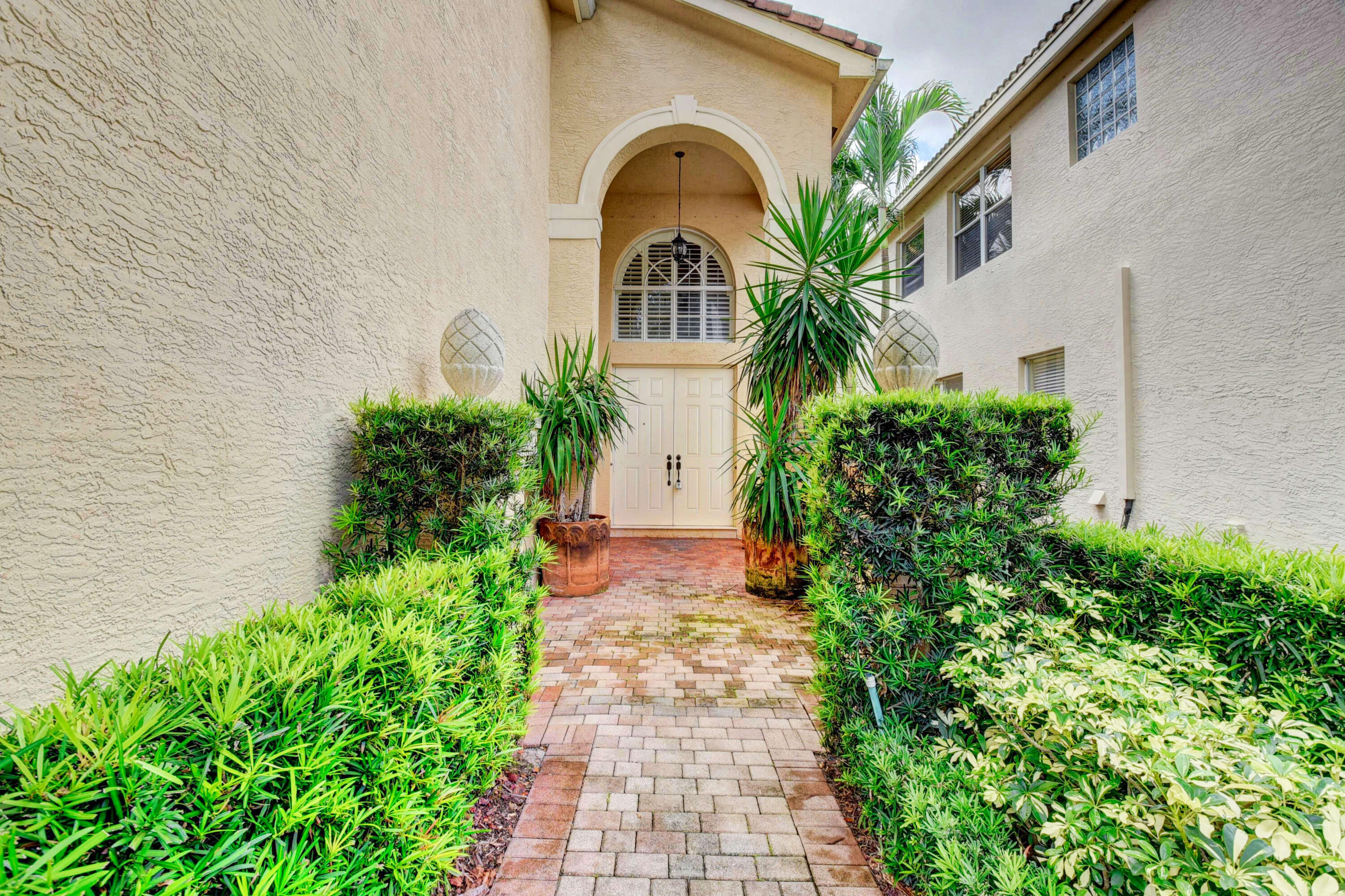 CANYON ISLES 1 - Residential