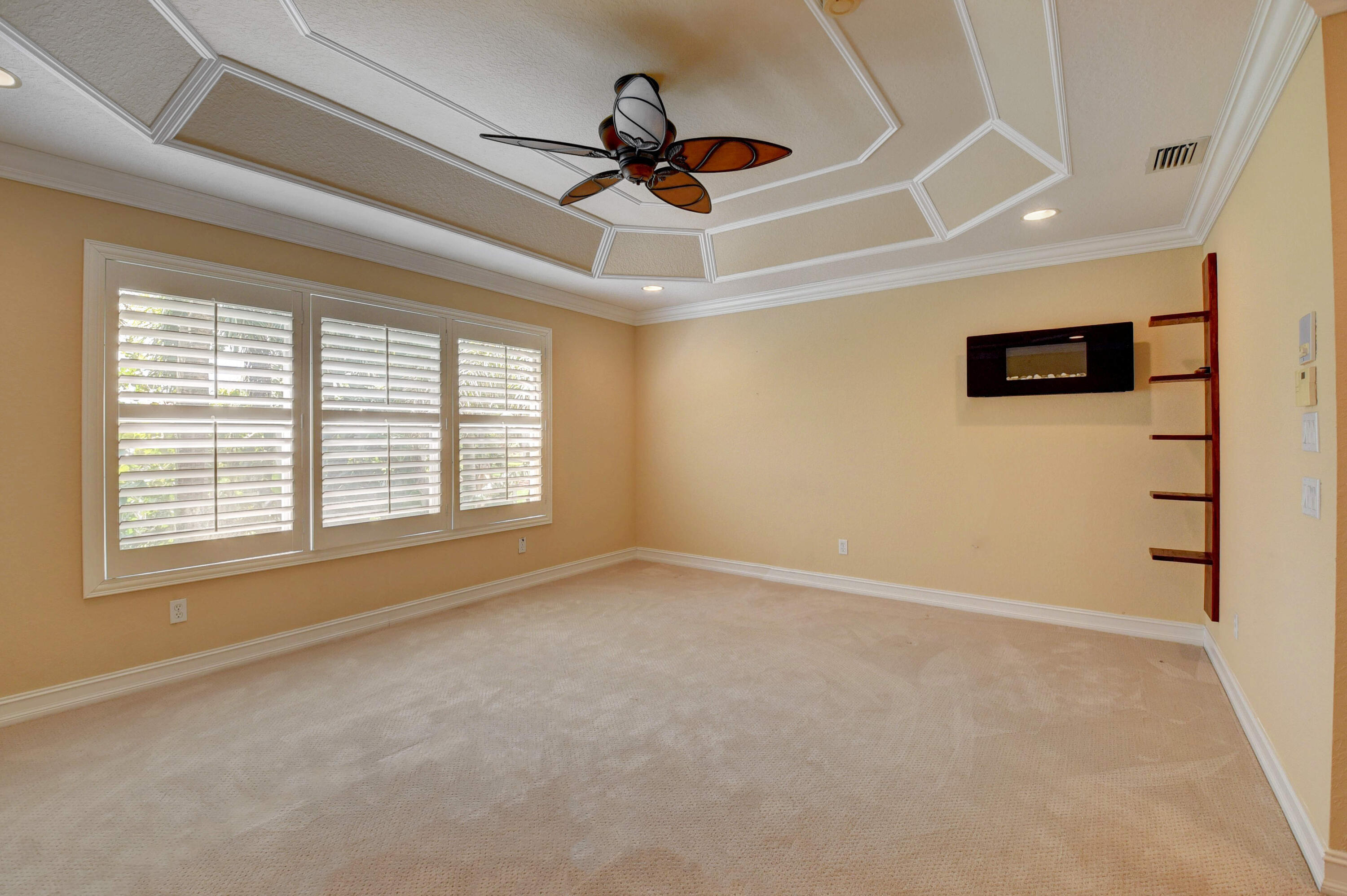 CANYON ISLES 1 - Residential