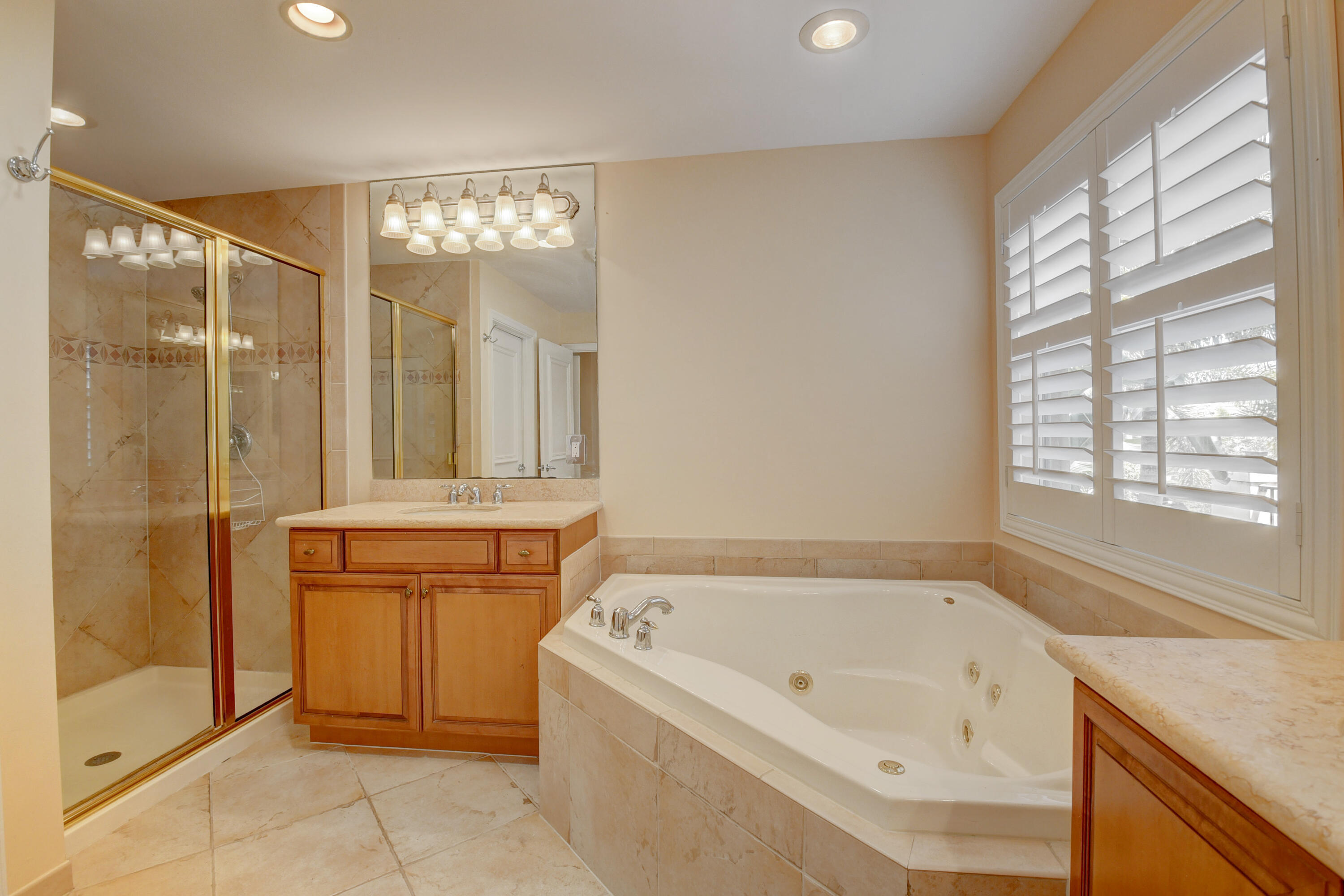 CANYON ISLES 1 - Residential
