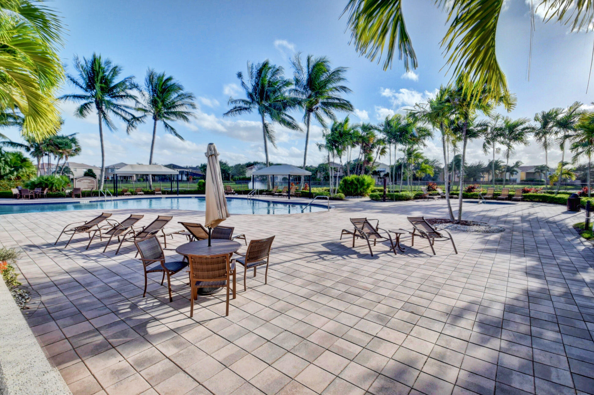 CANYON ISLES 1 - Residential