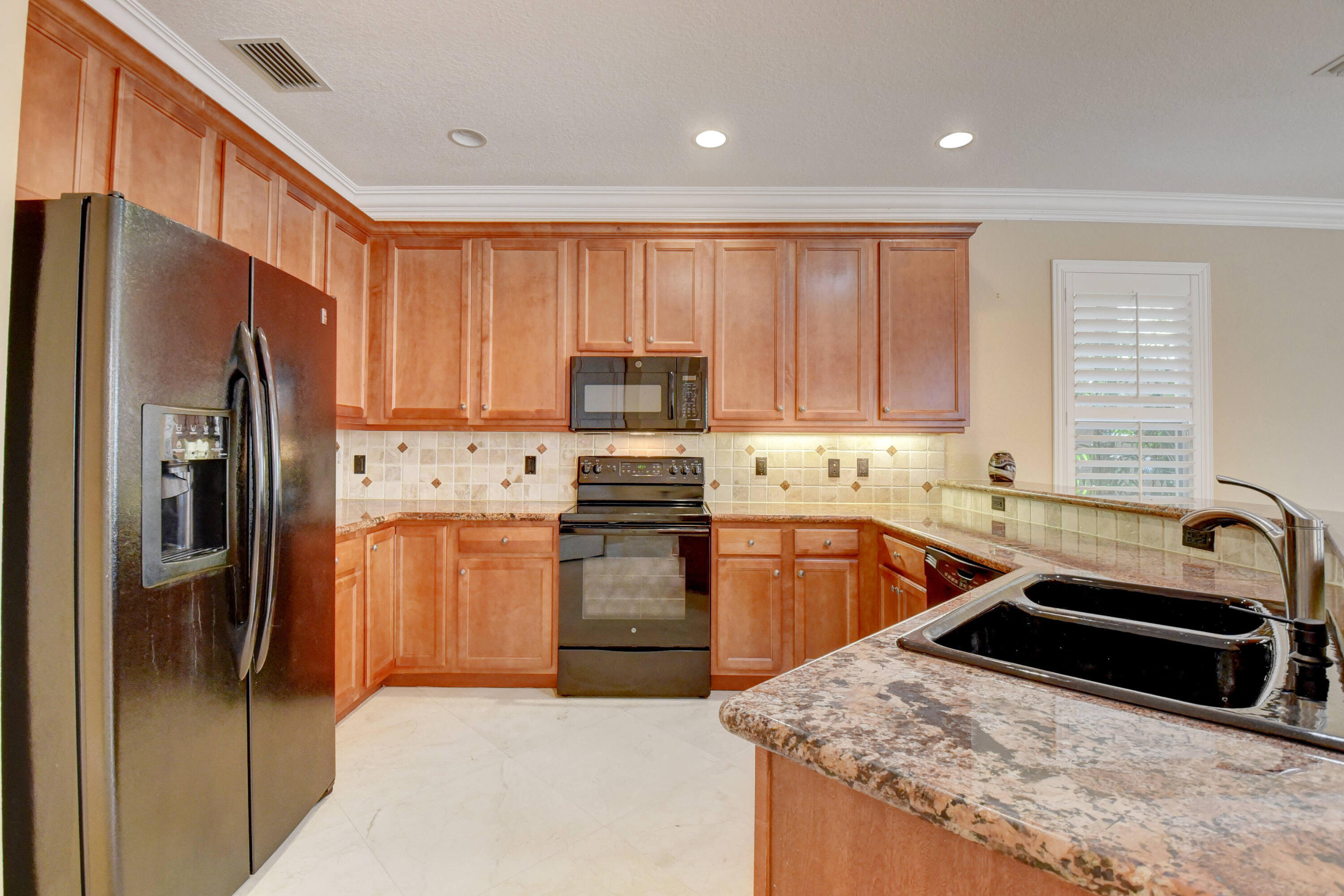 CANYON ISLES 1 - Residential