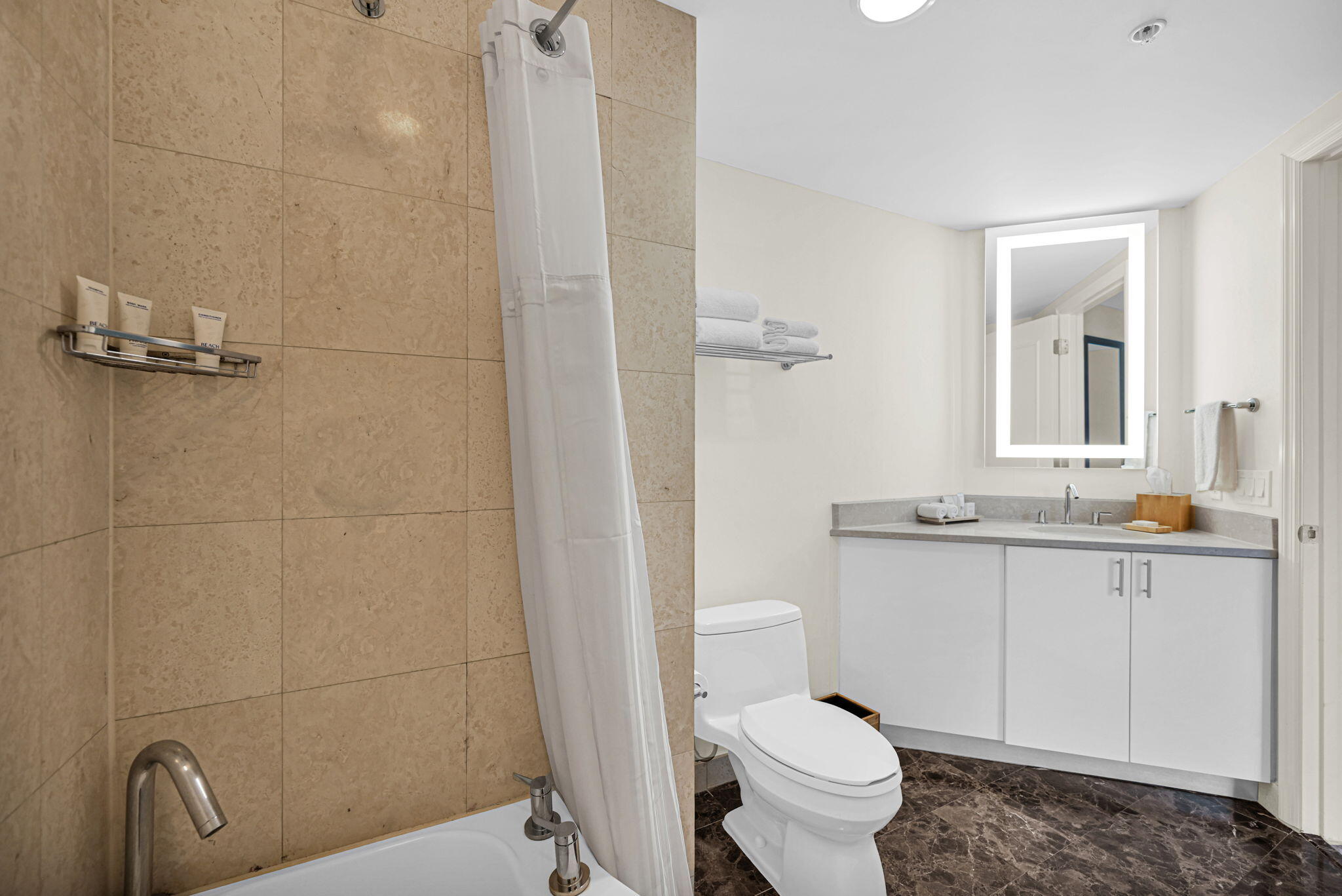 Q CLUB RESORT & RESIDENCES CONDO - Residential