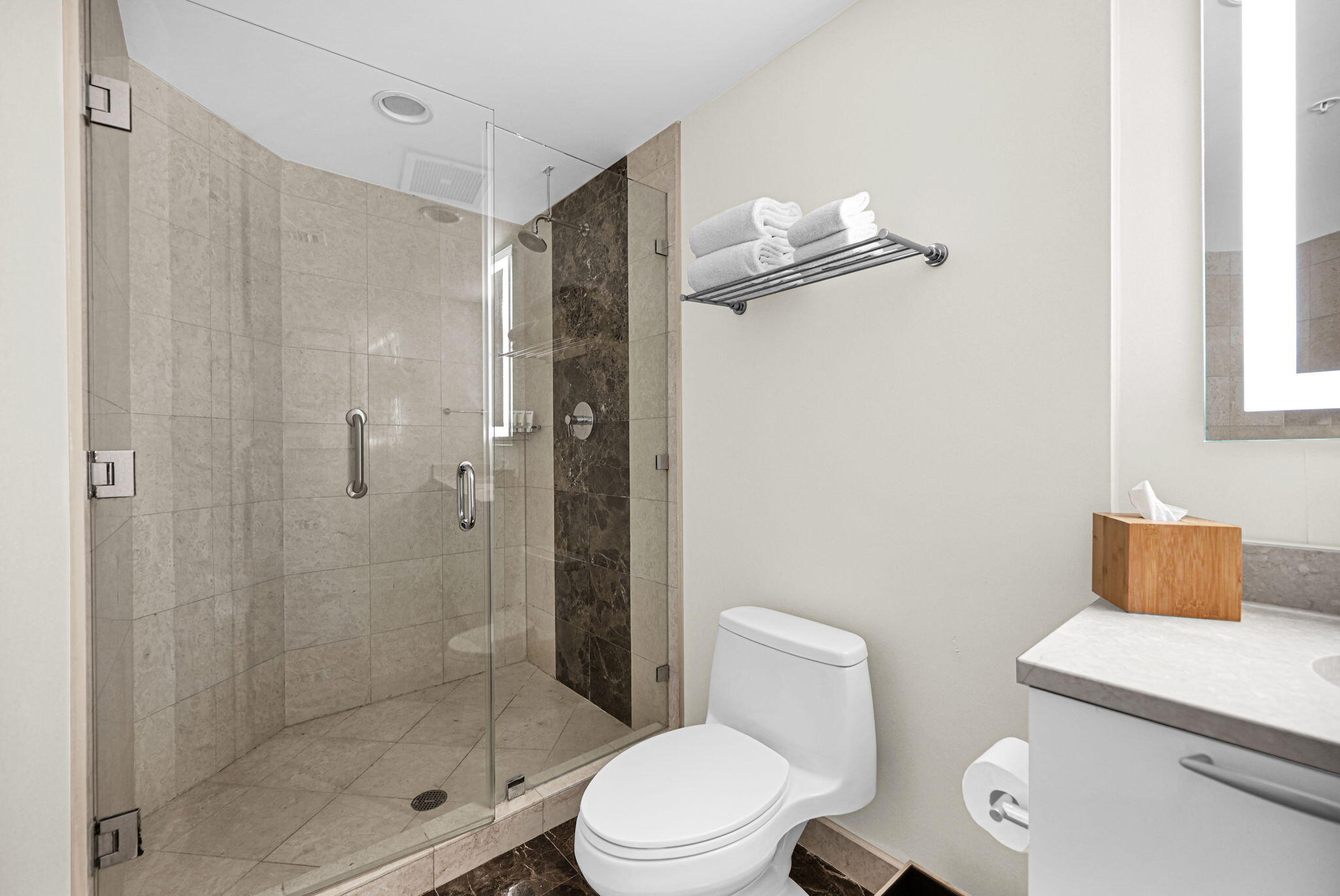 Q CLUB RESORT & RESIDENCES CONDO - Residential