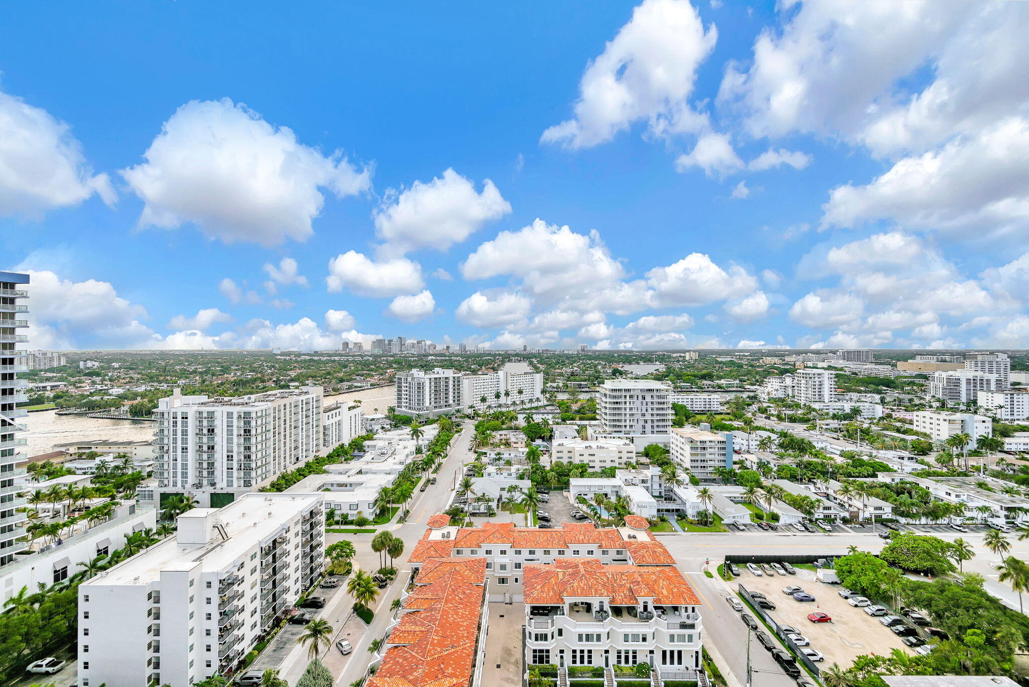 Q CLUB RESORT & RESIDENCES CONDO - Residential
