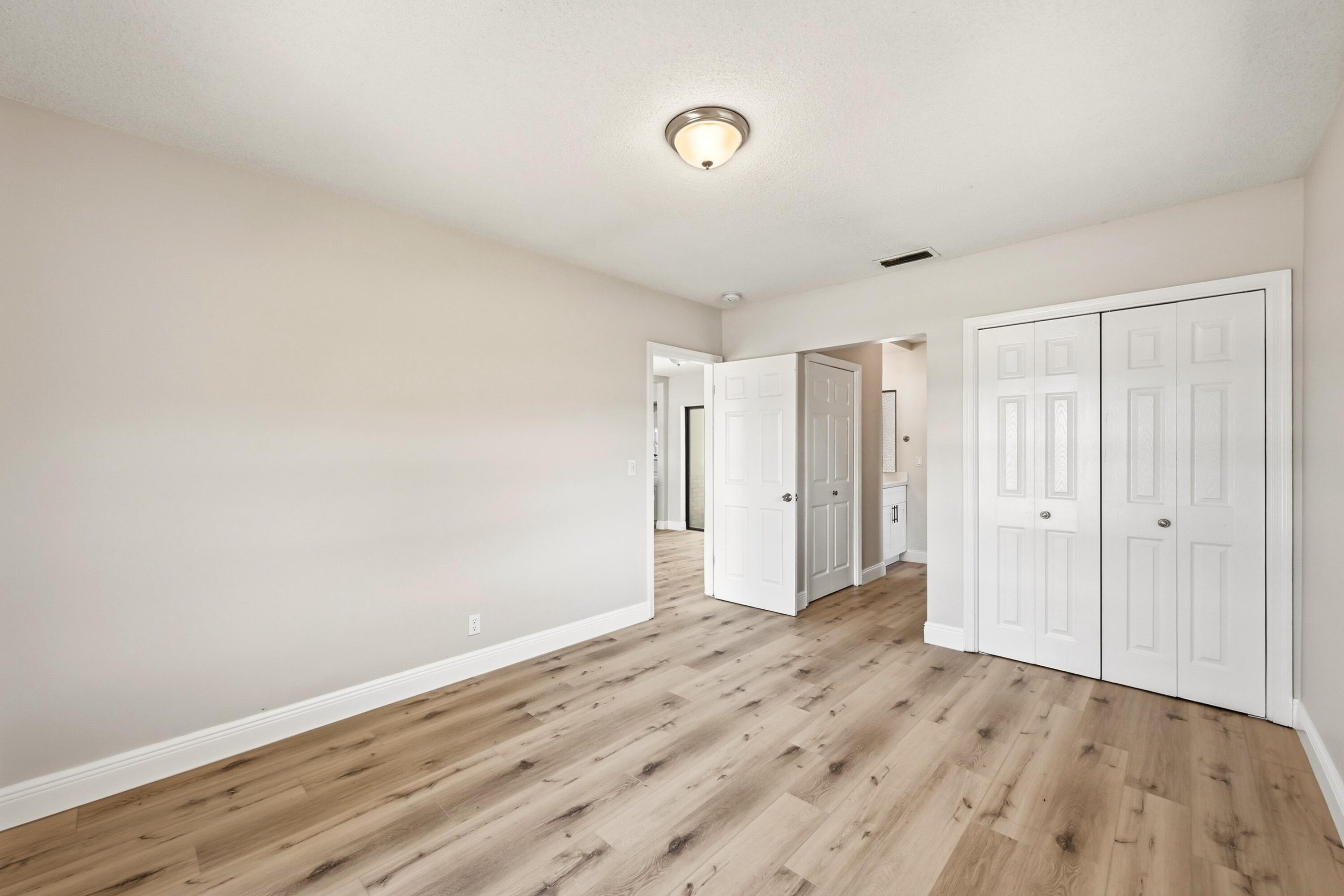 DEERFIELD BEACH ESTATES - Residential Income