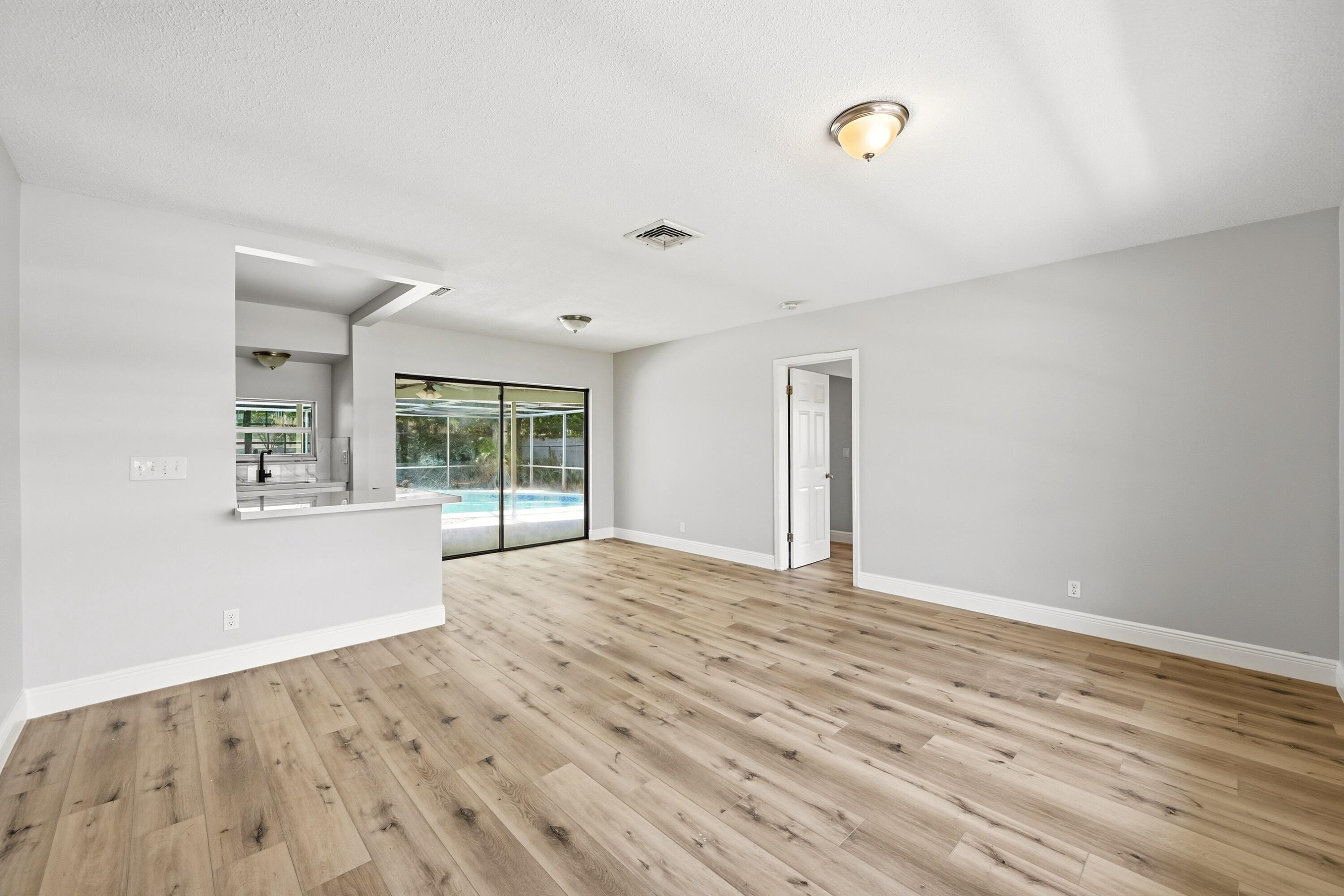 DEERFIELD BEACH ESTATES - Residential Income