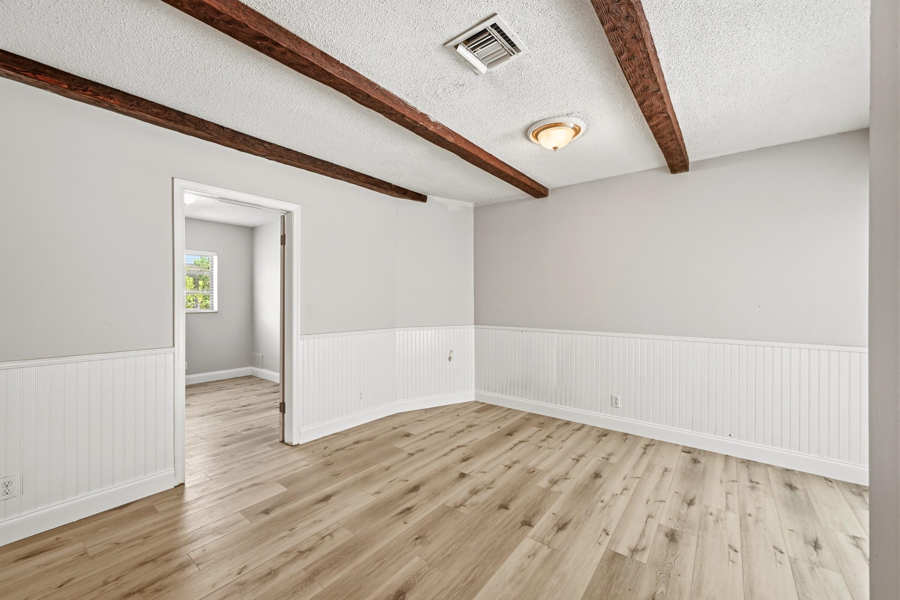 DEERFIELD BEACH ESTATES - Residential Income
