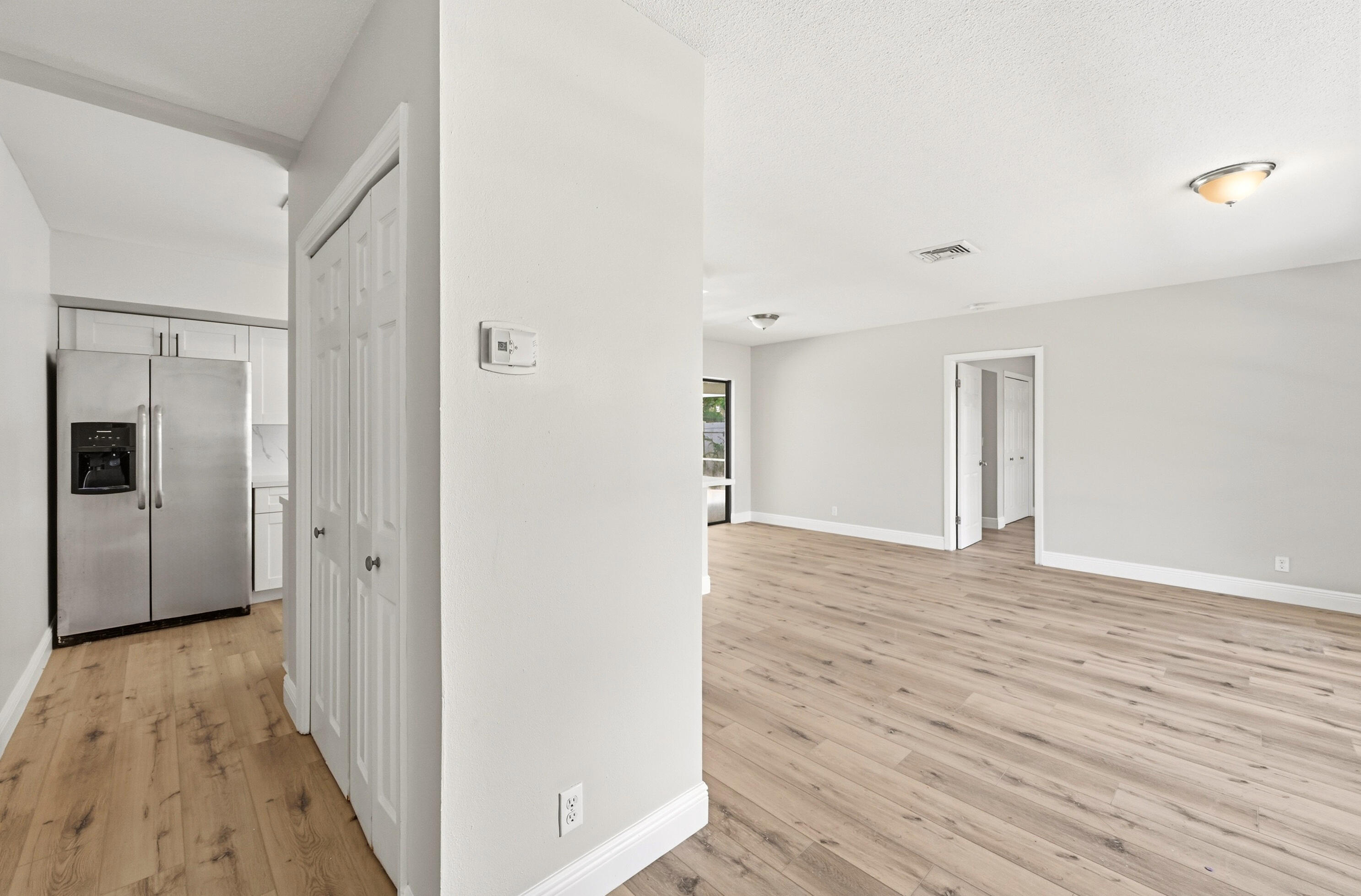 DEERFIELD BEACH ESTATES - Residential Income