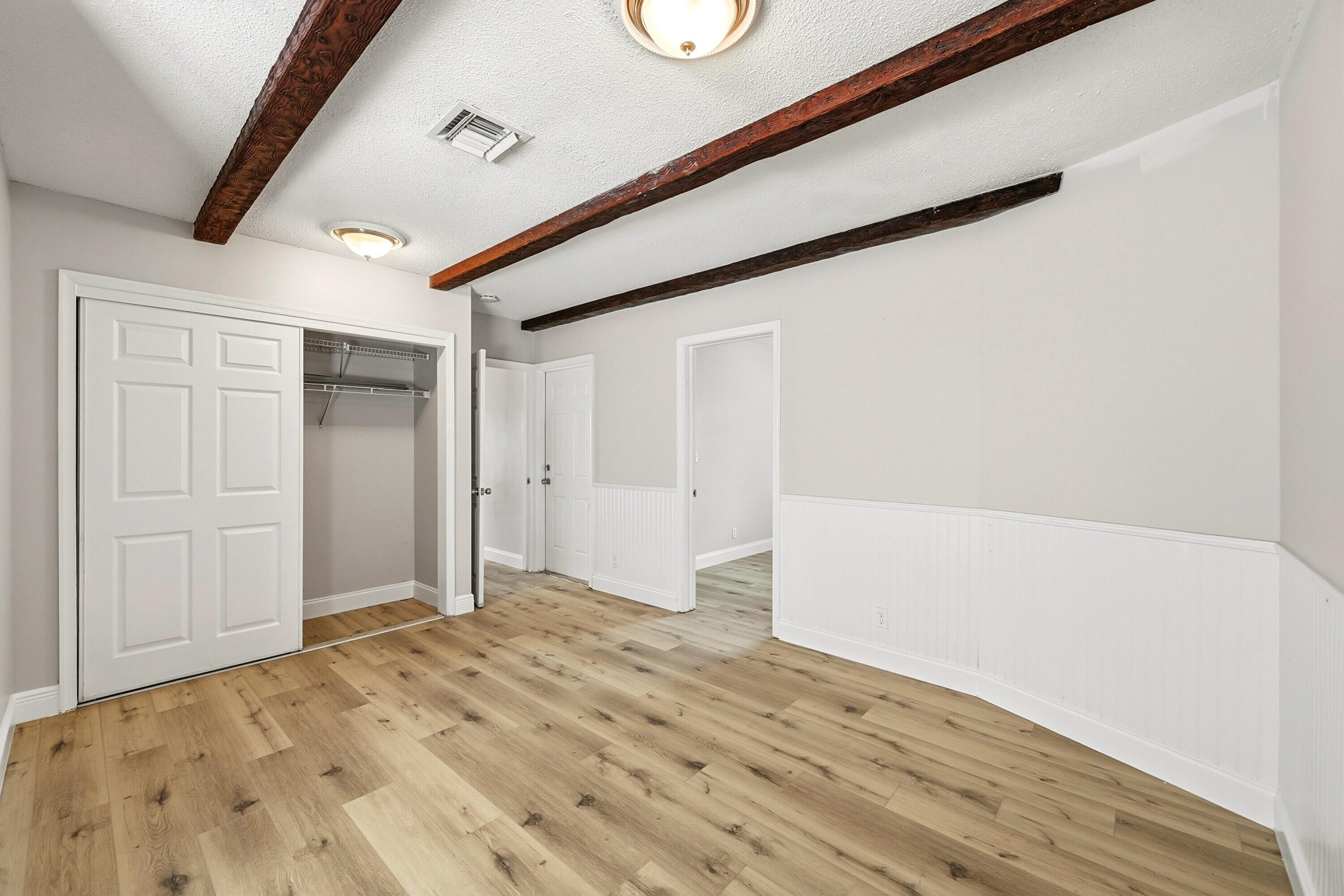 DEERFIELD BEACH ESTATES - Residential Income