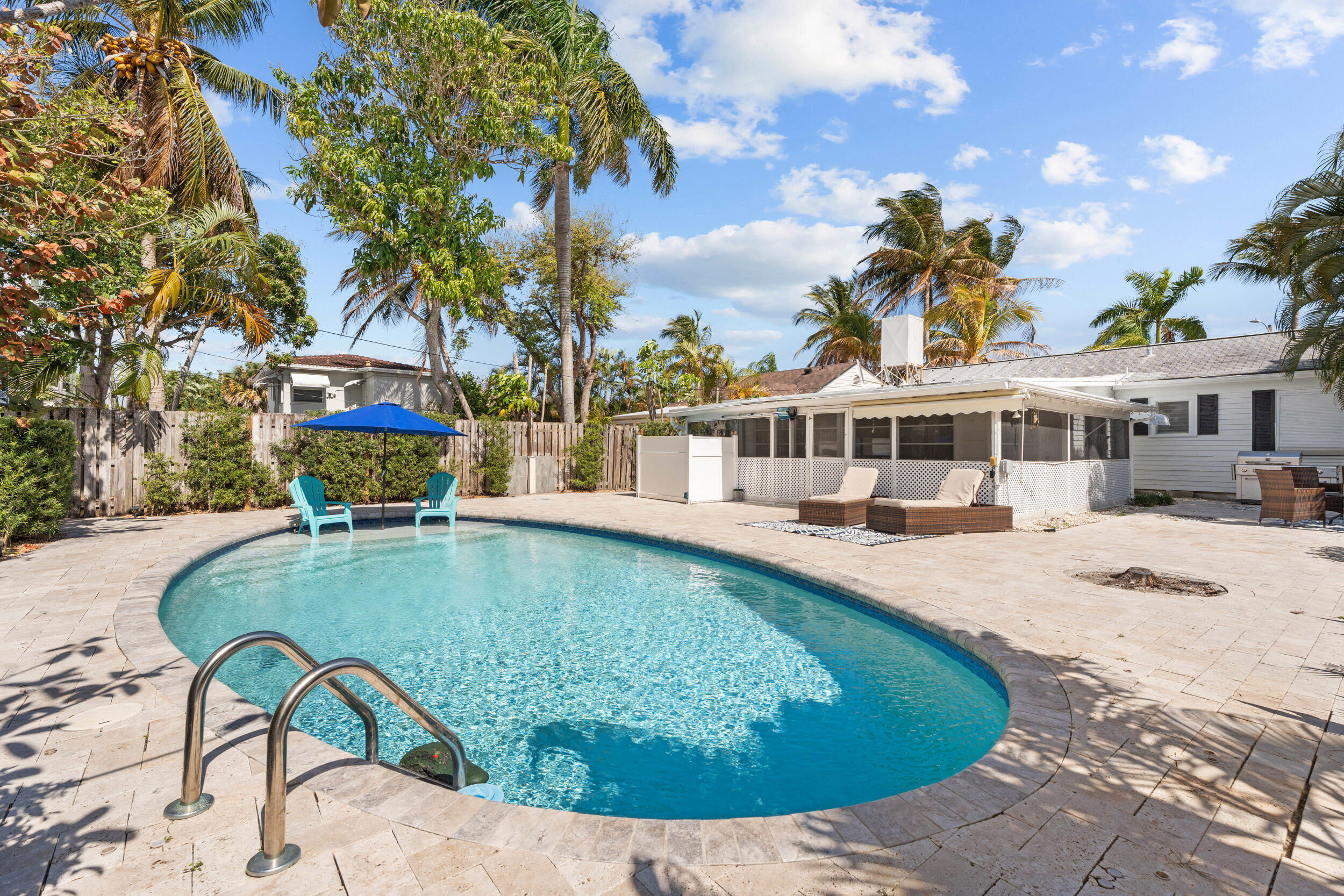 LAKE WORTH TOWN OF - Residential