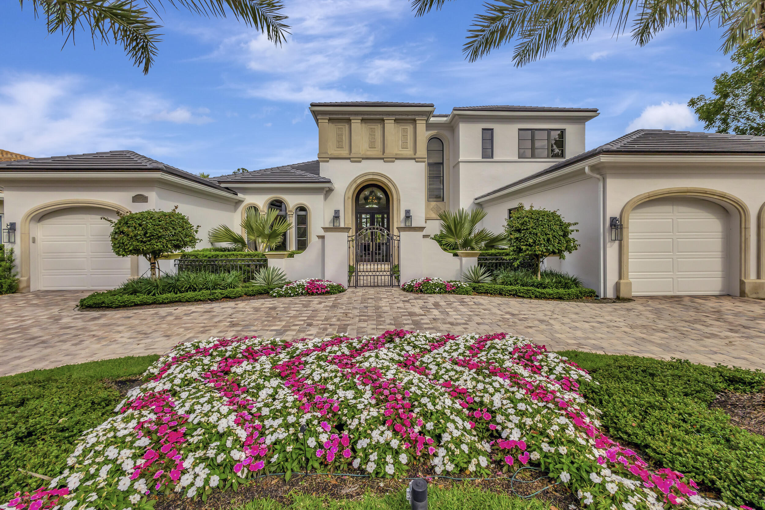 MIRASOL PALACIO - Residential