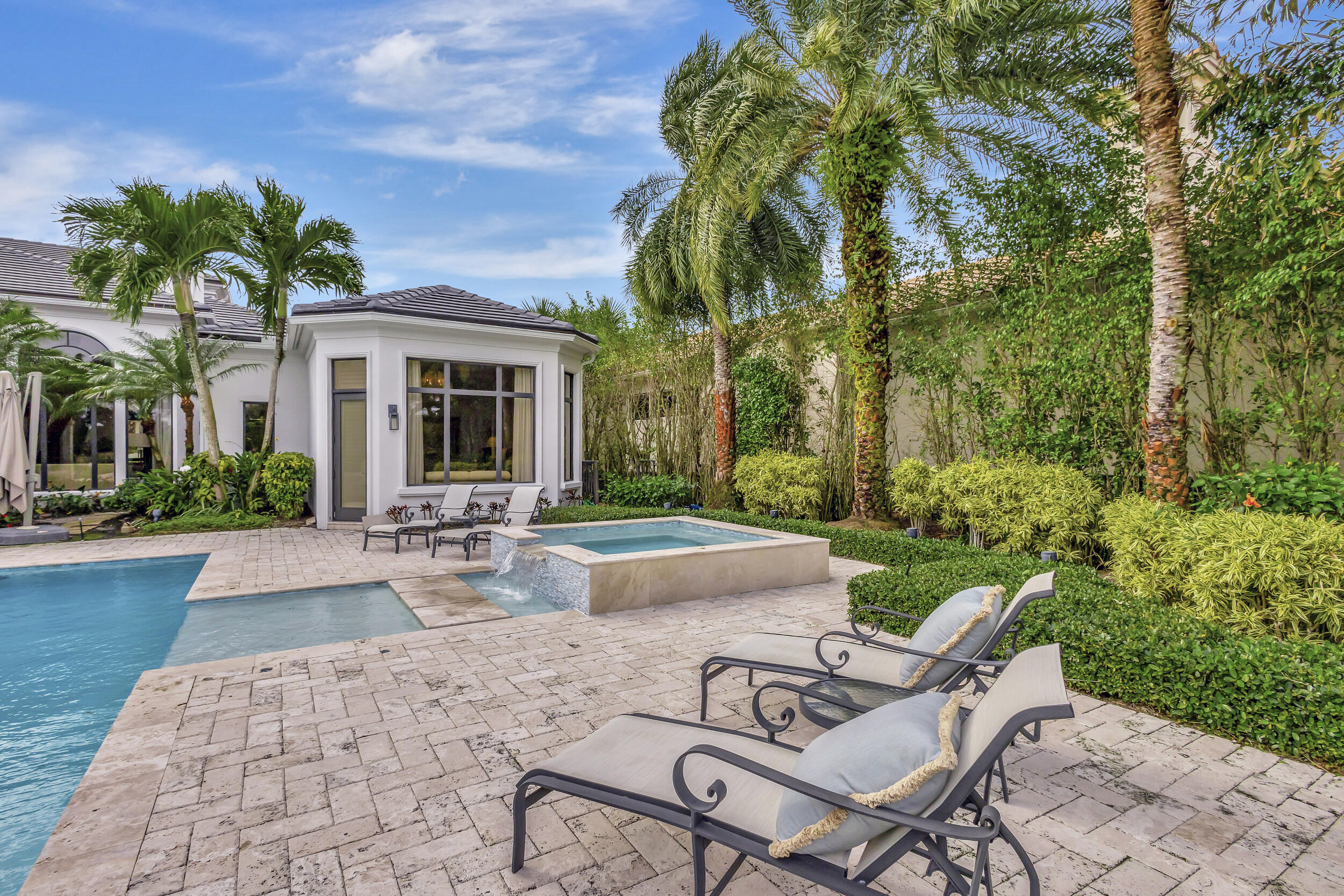 MIRASOL PALACIO - Residential