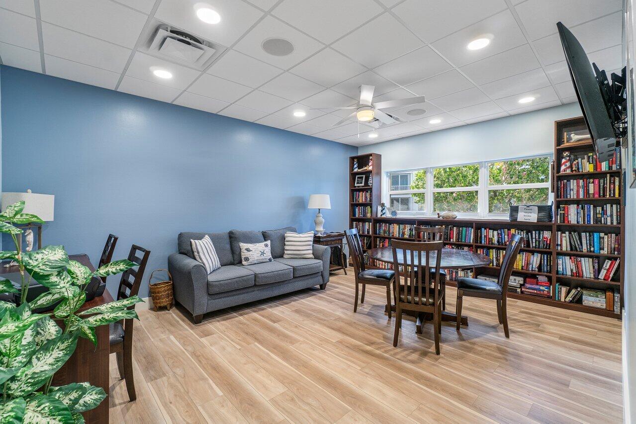 TROPIC BAY CONDO - Residential