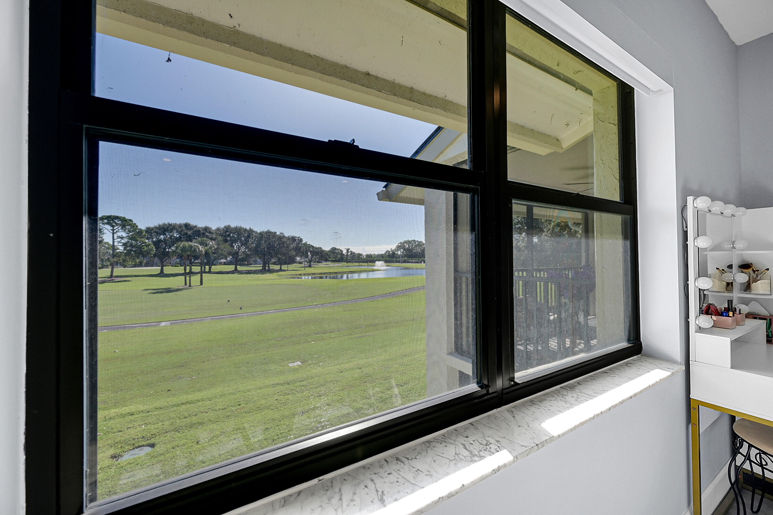 BRIARWOOD CONDO - Residential Lease
