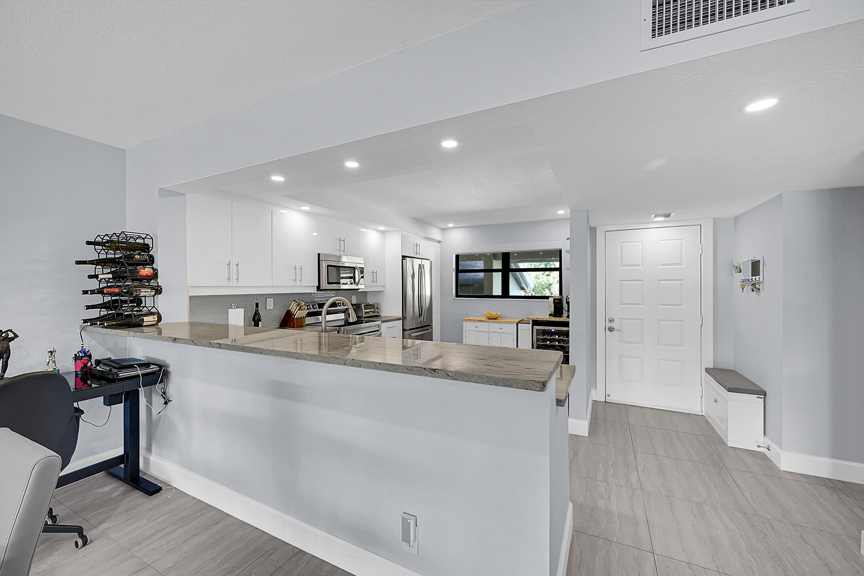BRIARWOOD CONDO - Residential Lease